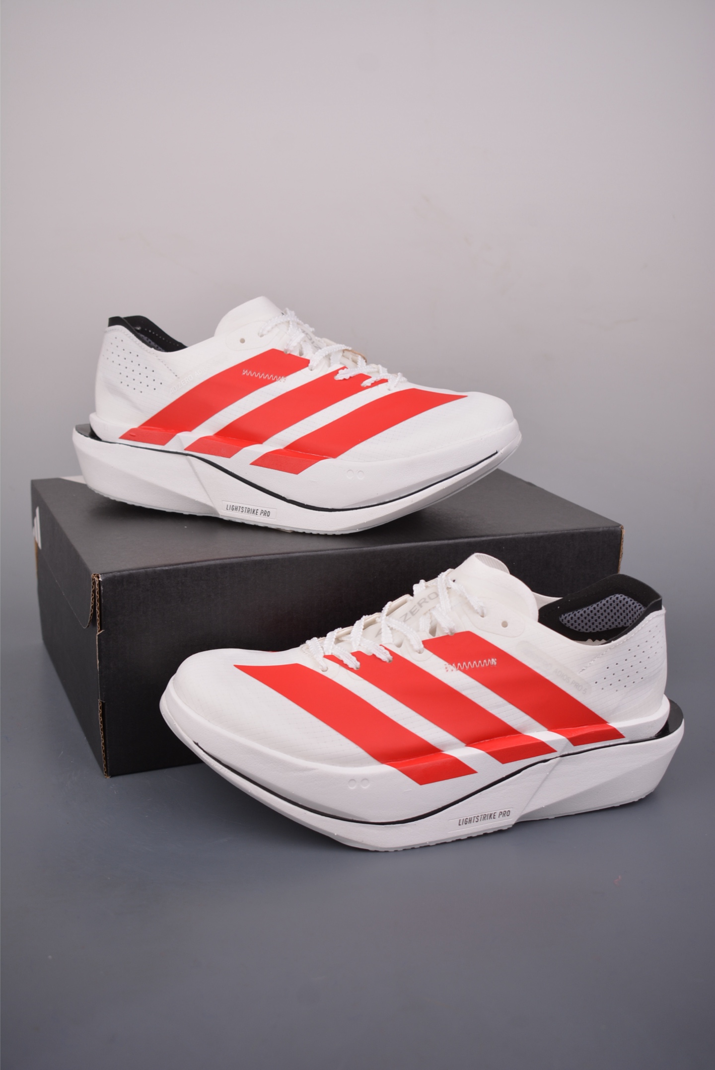 180 AdidAdizero Adios 5 M 阿迪超轻透气缓震跑鞋 K18294