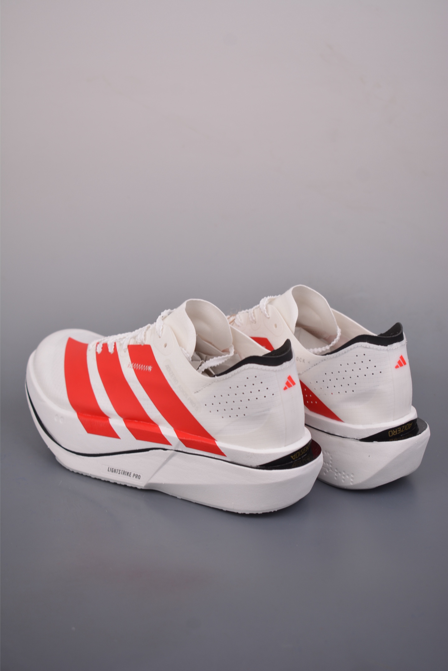 180 AdidAdizero Adios 5 M 阿迪超轻透气缓震跑鞋 K18294