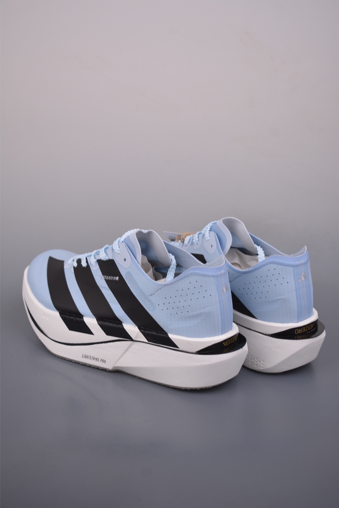 180 AdidAdizero Adios 5 M 阿迪超轻透气缓震跑鞋 K18212