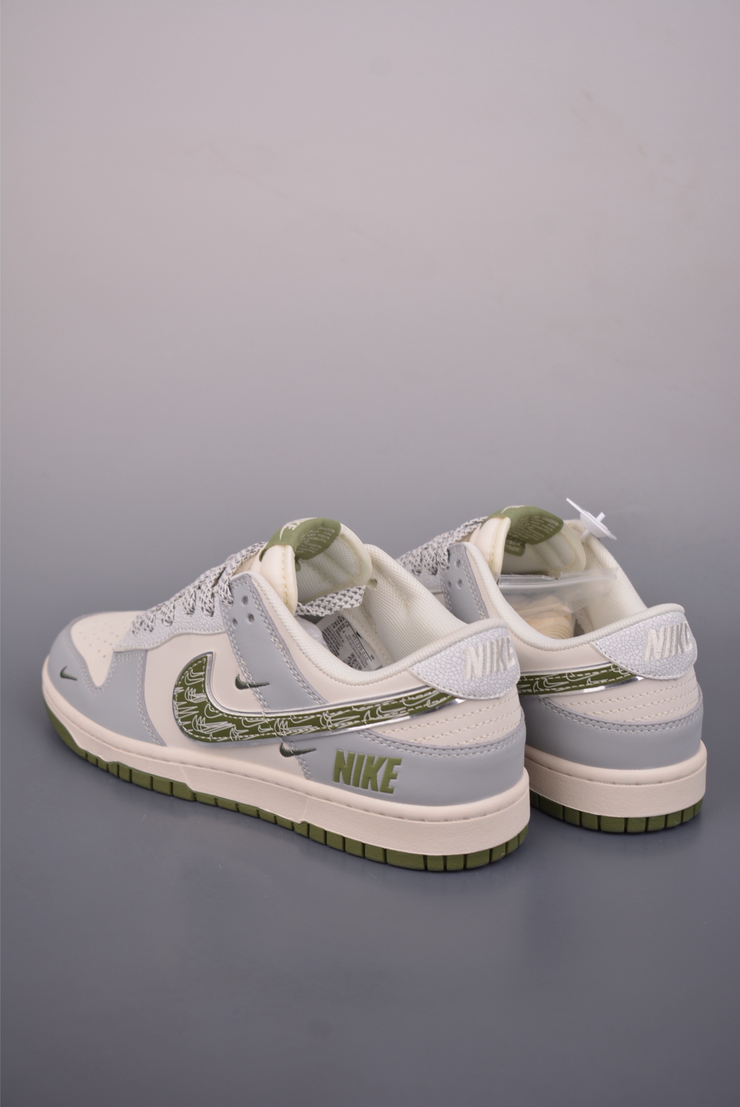 Nike SB Dunk Low 米绿纹 HS1239-010