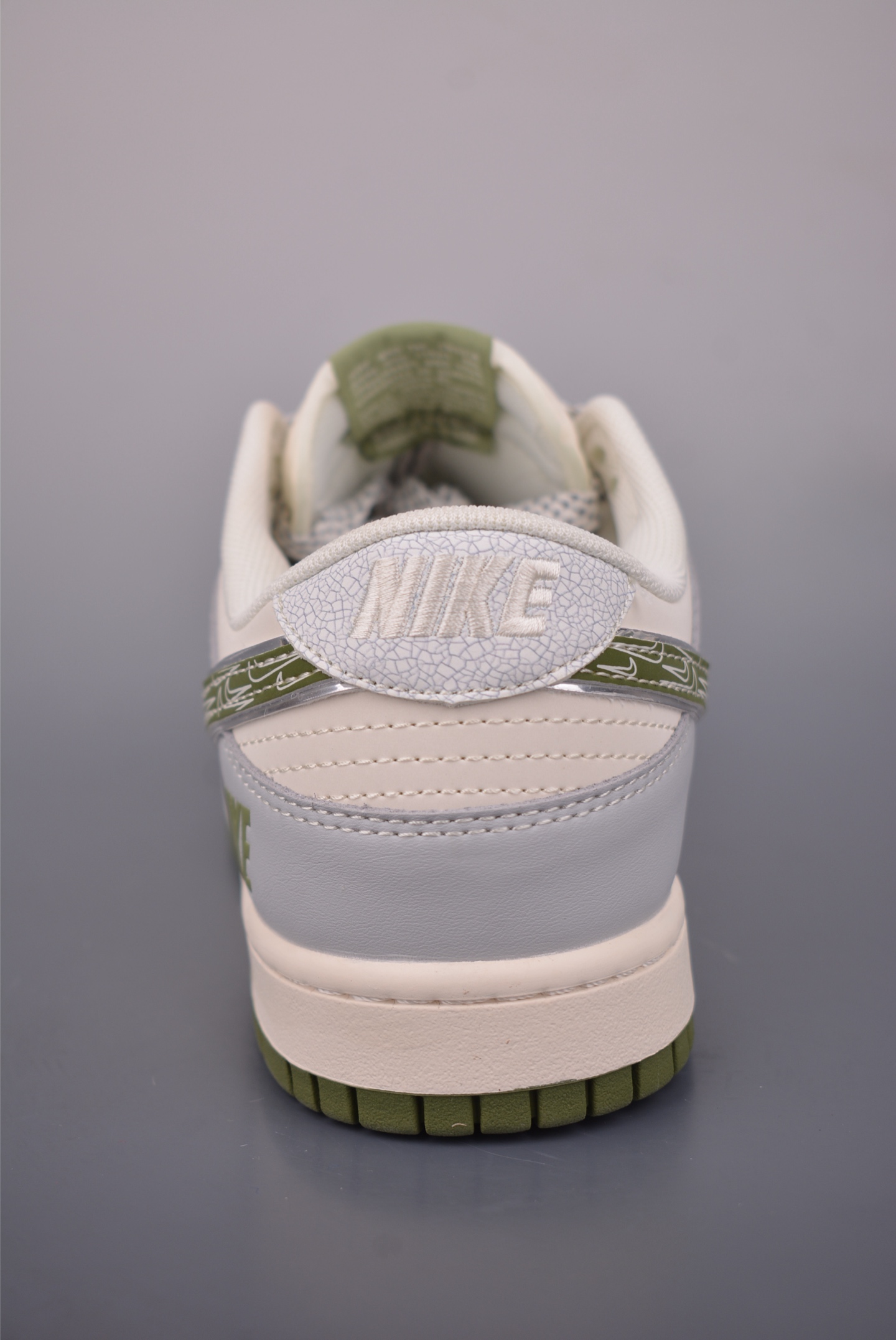 Nike SB Dunk Low 米绿纹 HS1239-010