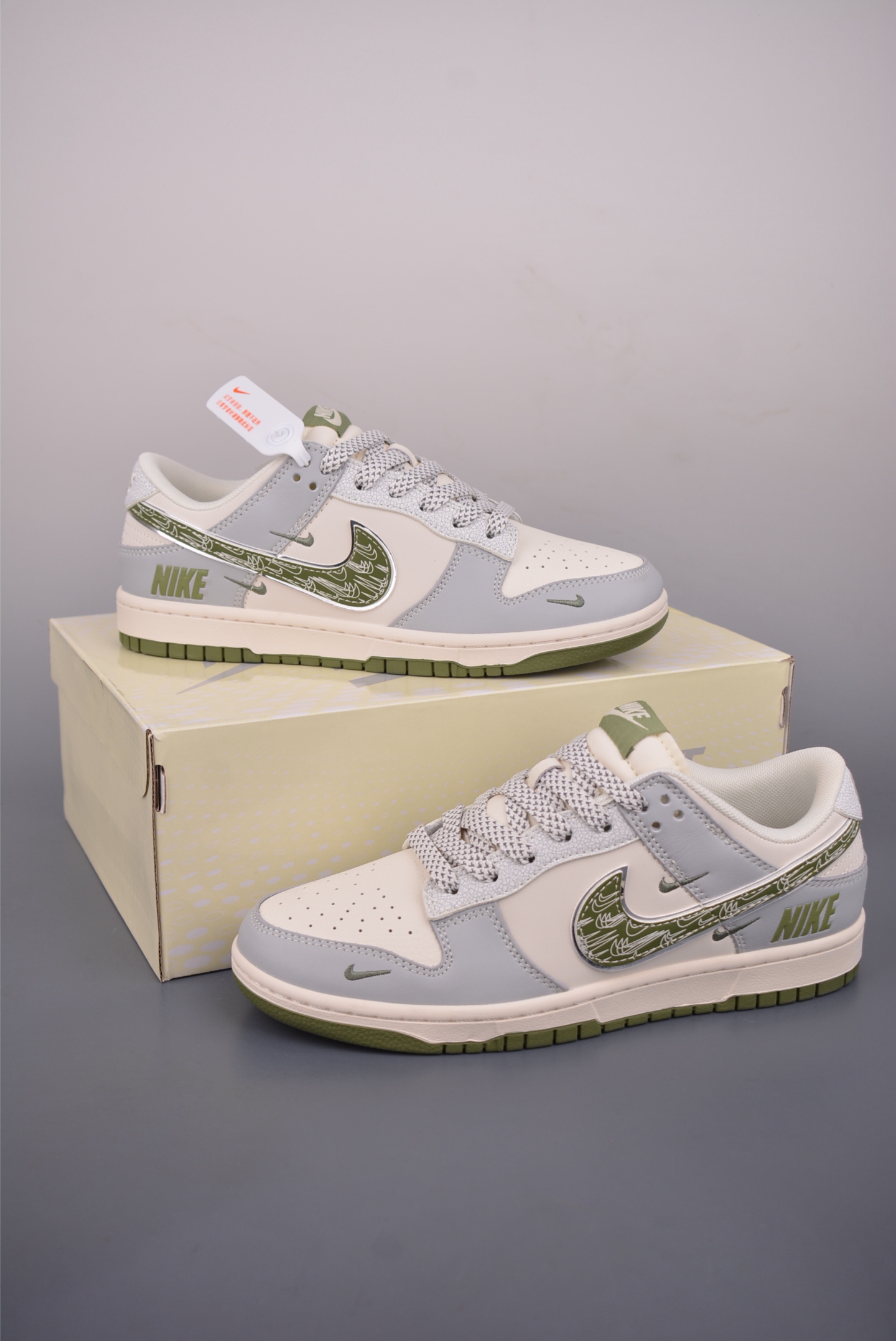 Nike SB Dunk Low 米绿纹 HS1239-010