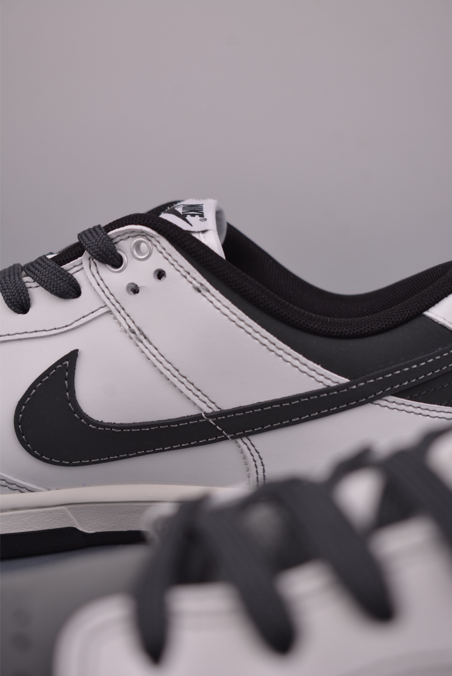 Nike SB Dunk Low 米黑 WB0414-026