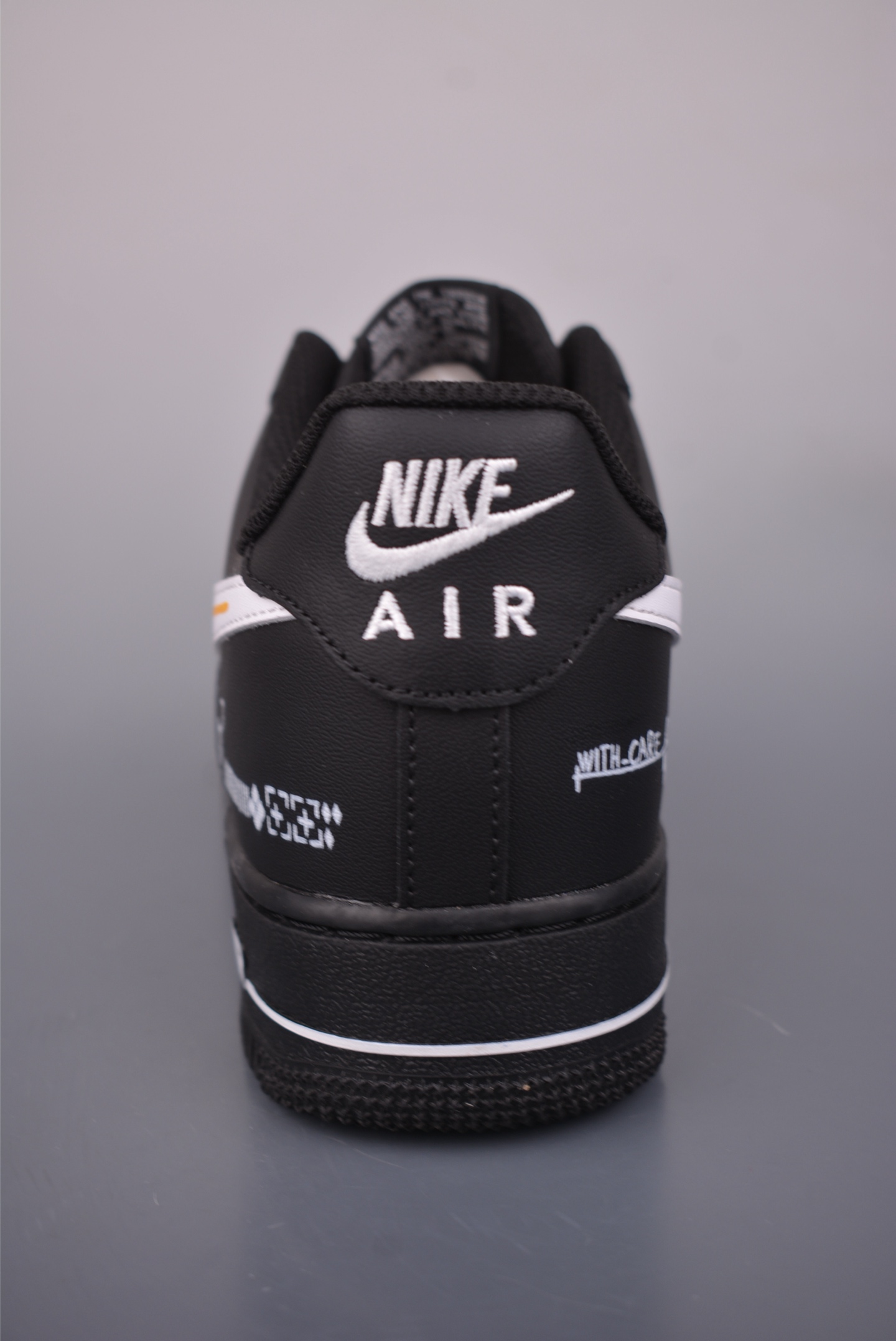 260 Nike Air Force 1 Low 手绘涂鸦 ZH0316-149