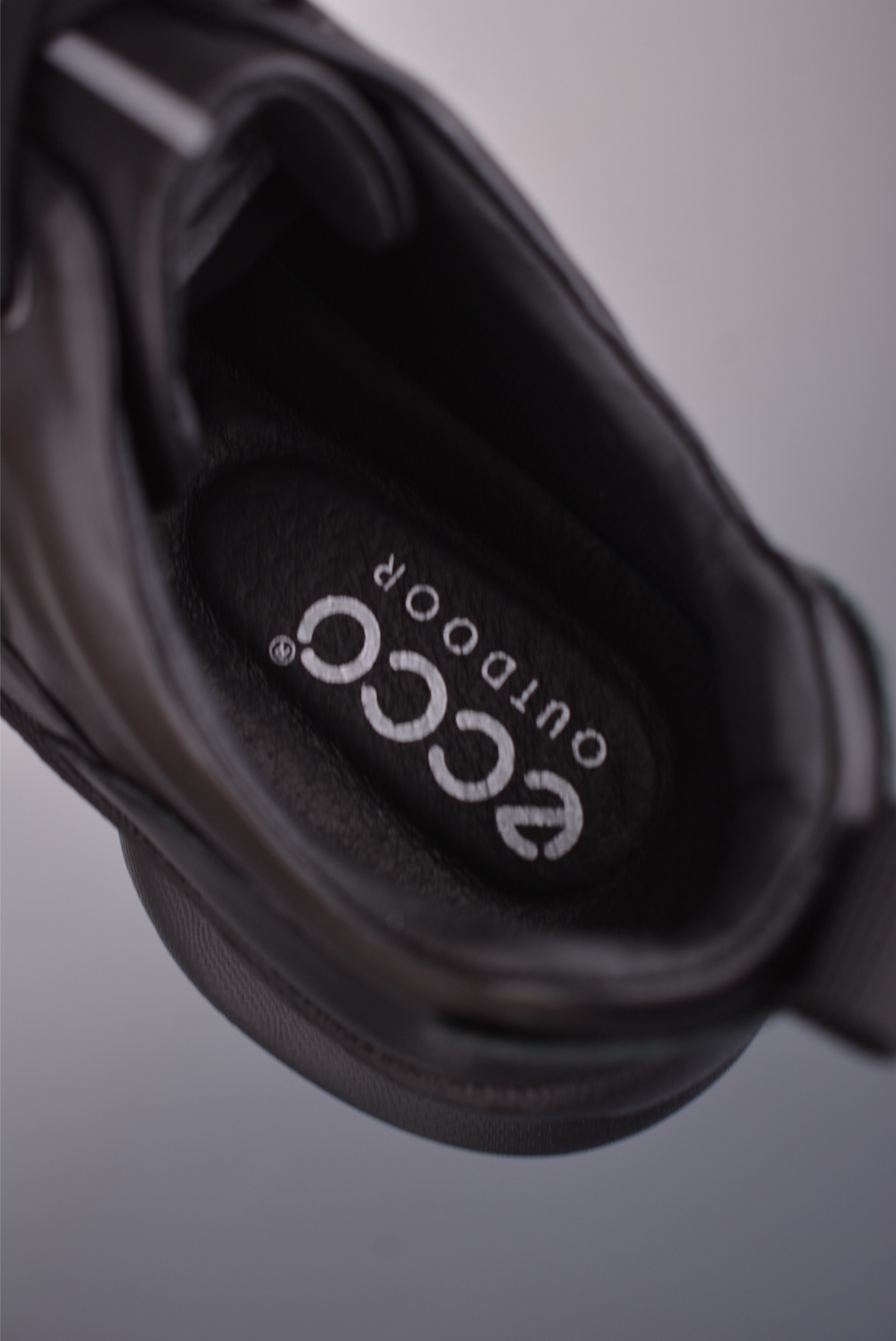 300 ECCO爱步运动鞋 BIOMC系列全新品质 透气轻便防滑缓震牛皮跑鞋健步 882517