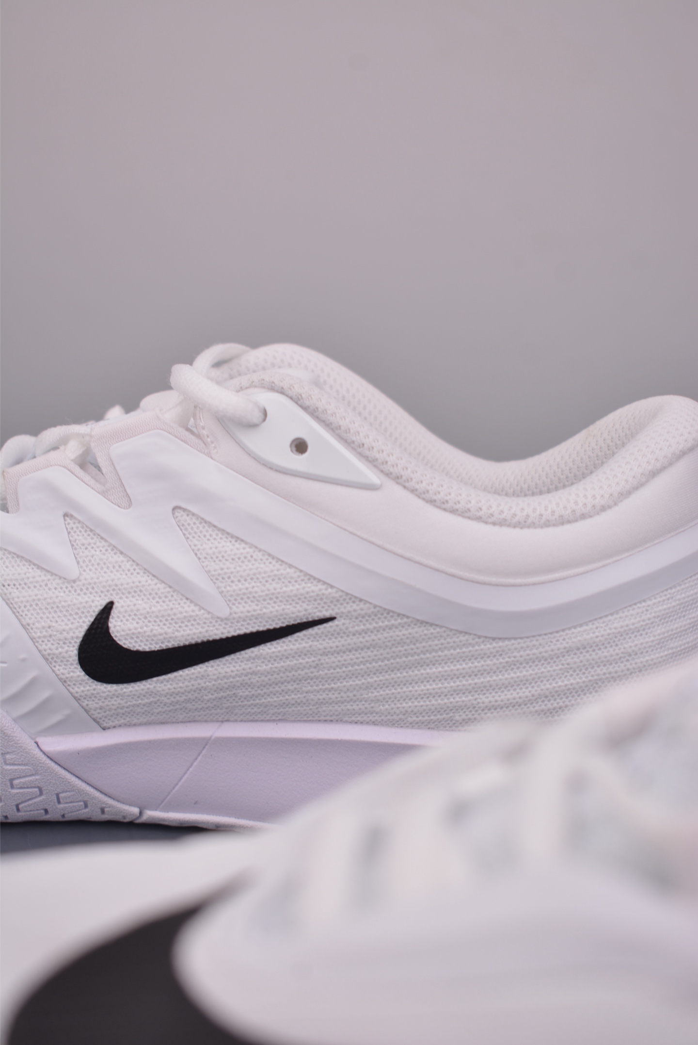 180 Nike Vapor Pro 3 减震防滑透气 低帮网球鞋 FZ2161-101