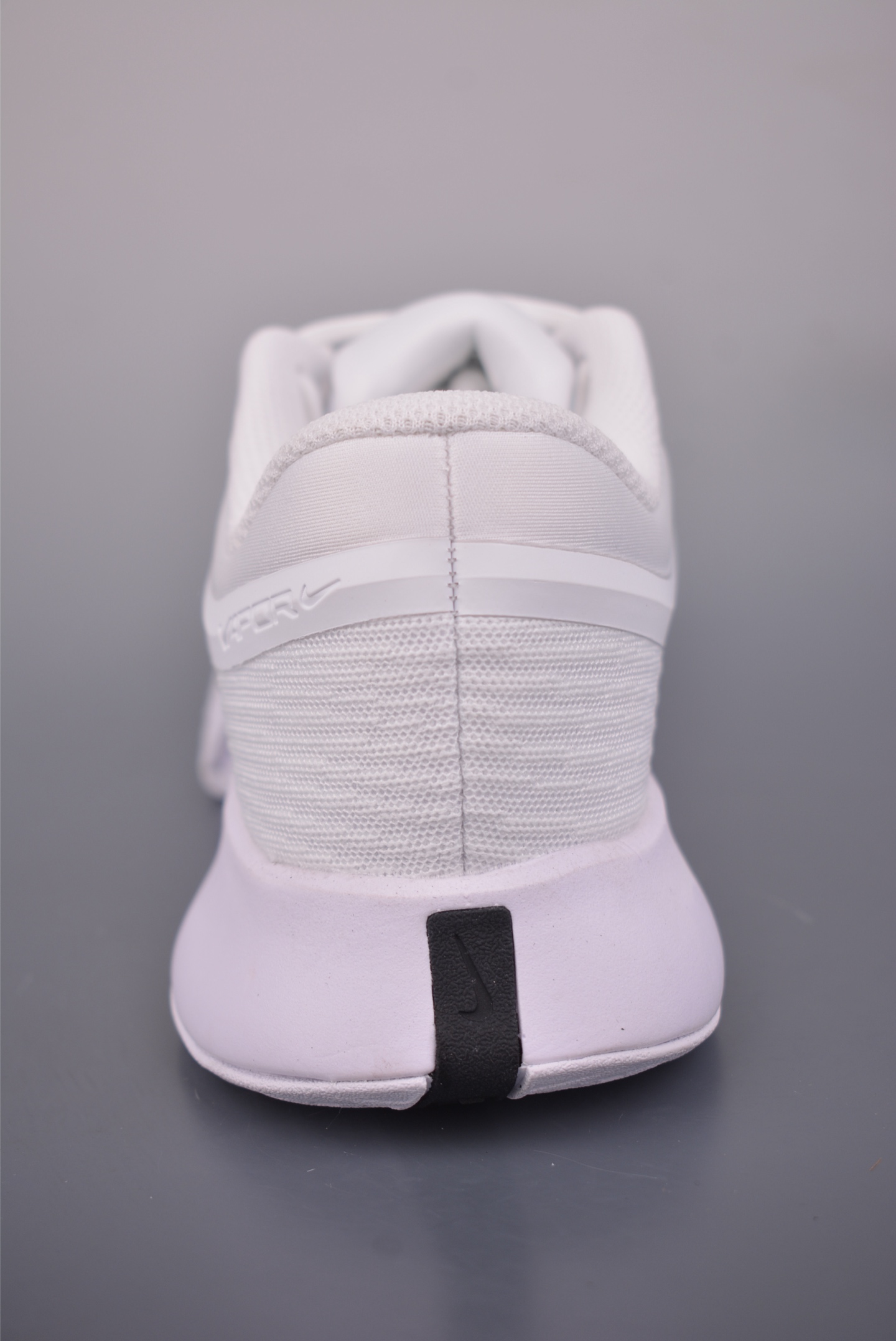 180 Nike Vapor Pro 3 减震防滑透气 低帮网球鞋 FZ2161-101