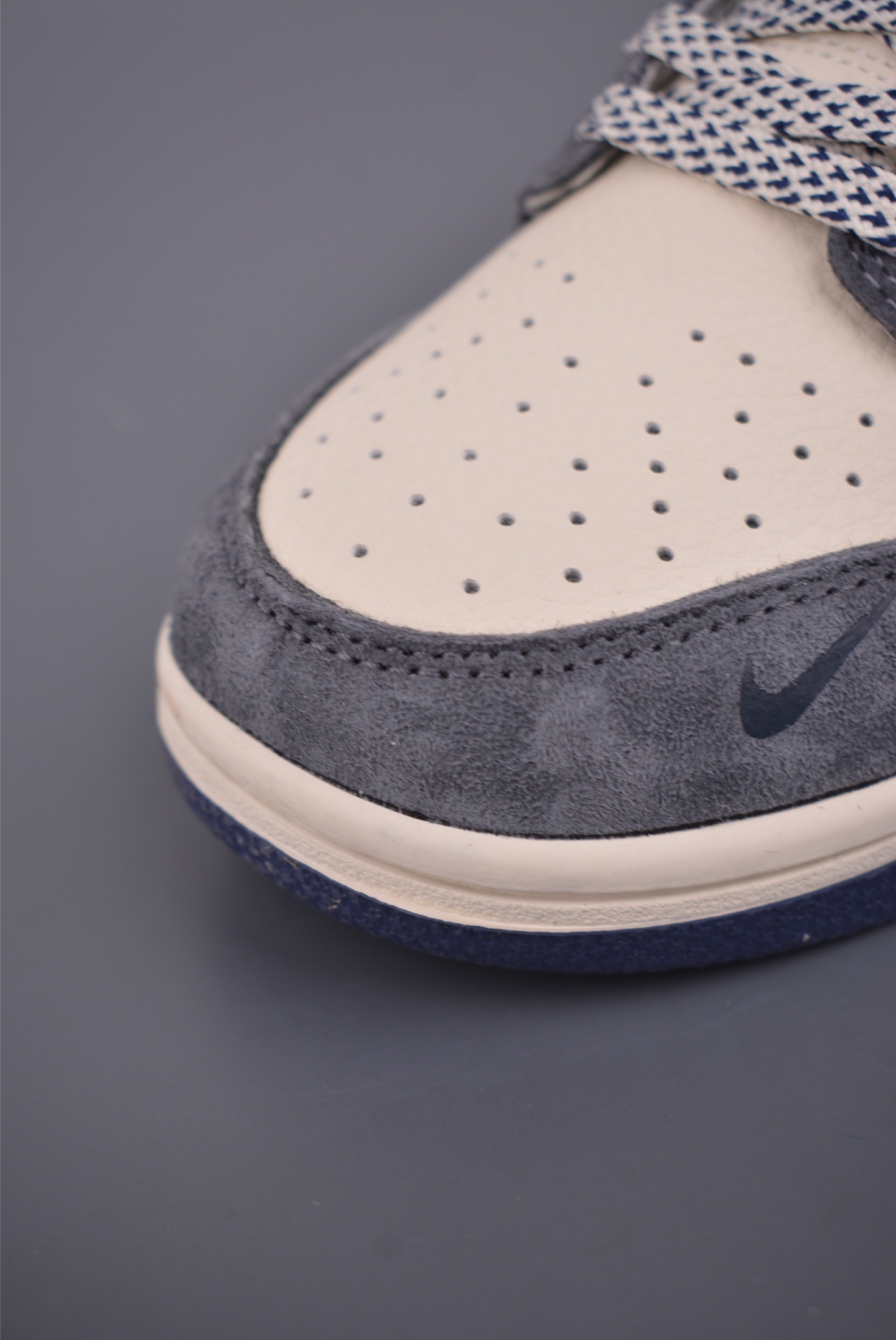 280 Nike SB Dunk Low 北面联名 MN1688-102