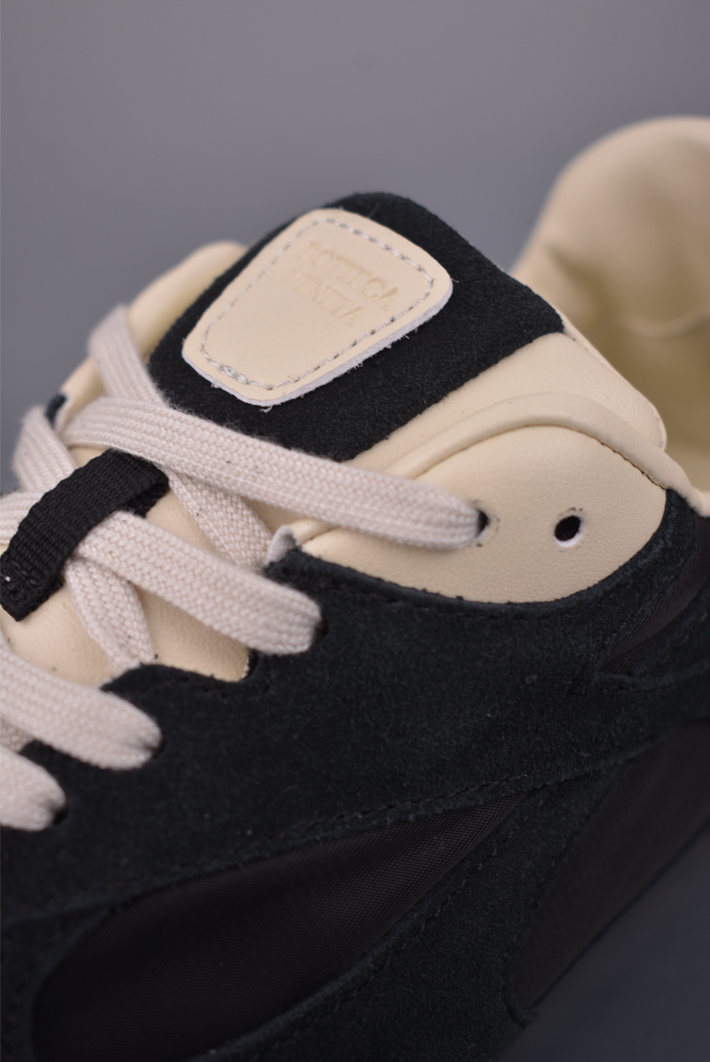 300 BOTTEGA VENETA Orbit Runner BV 葆蝶家时尚休闲情侣阿甘鞋 838373