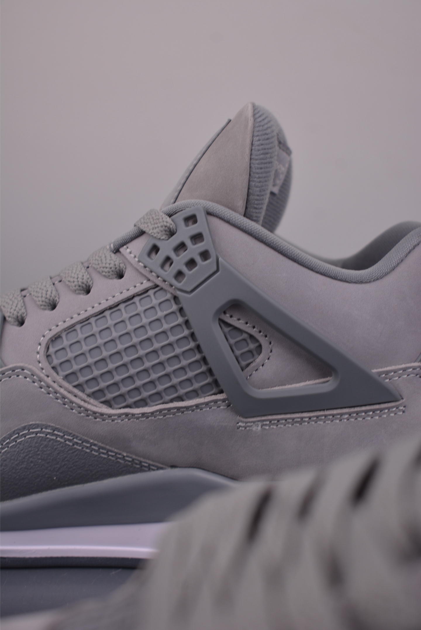 360 Air Jordan 4 Retro 乔丹四代 复刻灰黑 HF4340-003