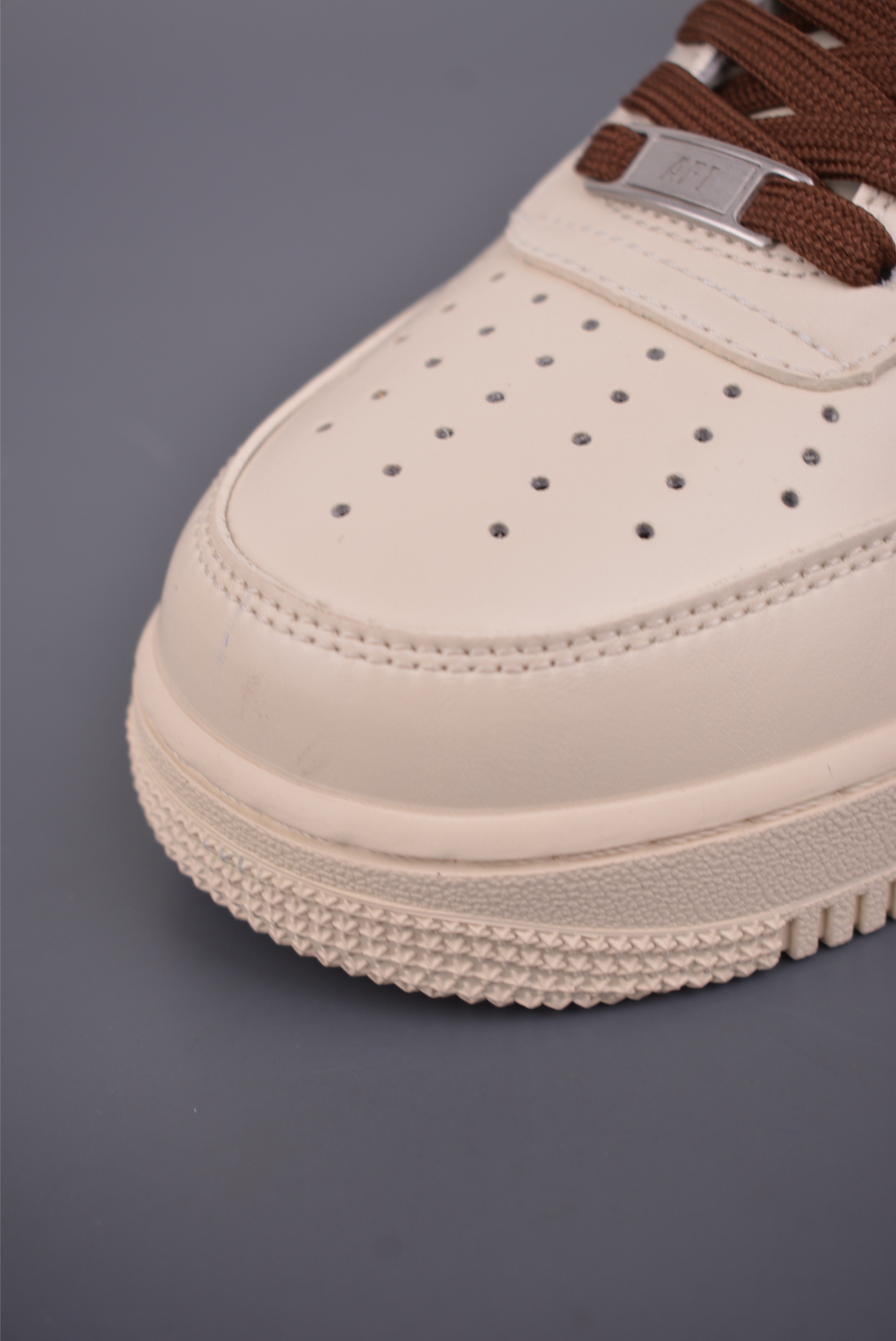 260 Nike Air Force 1 Low 奶棕 NH0601-584