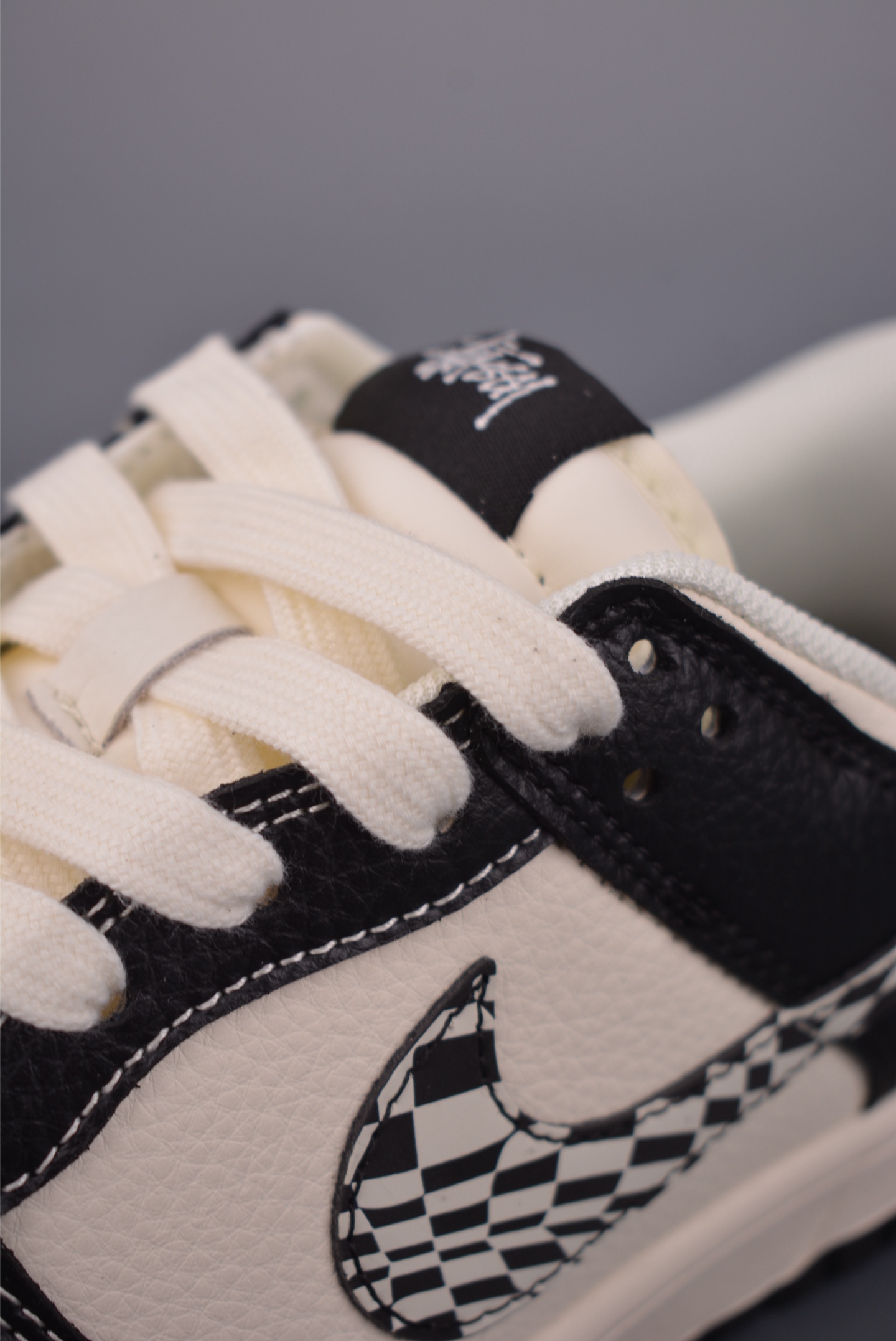 Nike SB Dunk Low 斯图西联名 QW5836-029-High Quatity Cheap Brand wholesale wholesaler seller Clothes Bags handbags Sneakers Top Fashion Clothing Shoes from China Factory Chinese suppliers best Quality Beautiful Price Nike SB Dunk Low 斯图西联名 QW5836-029