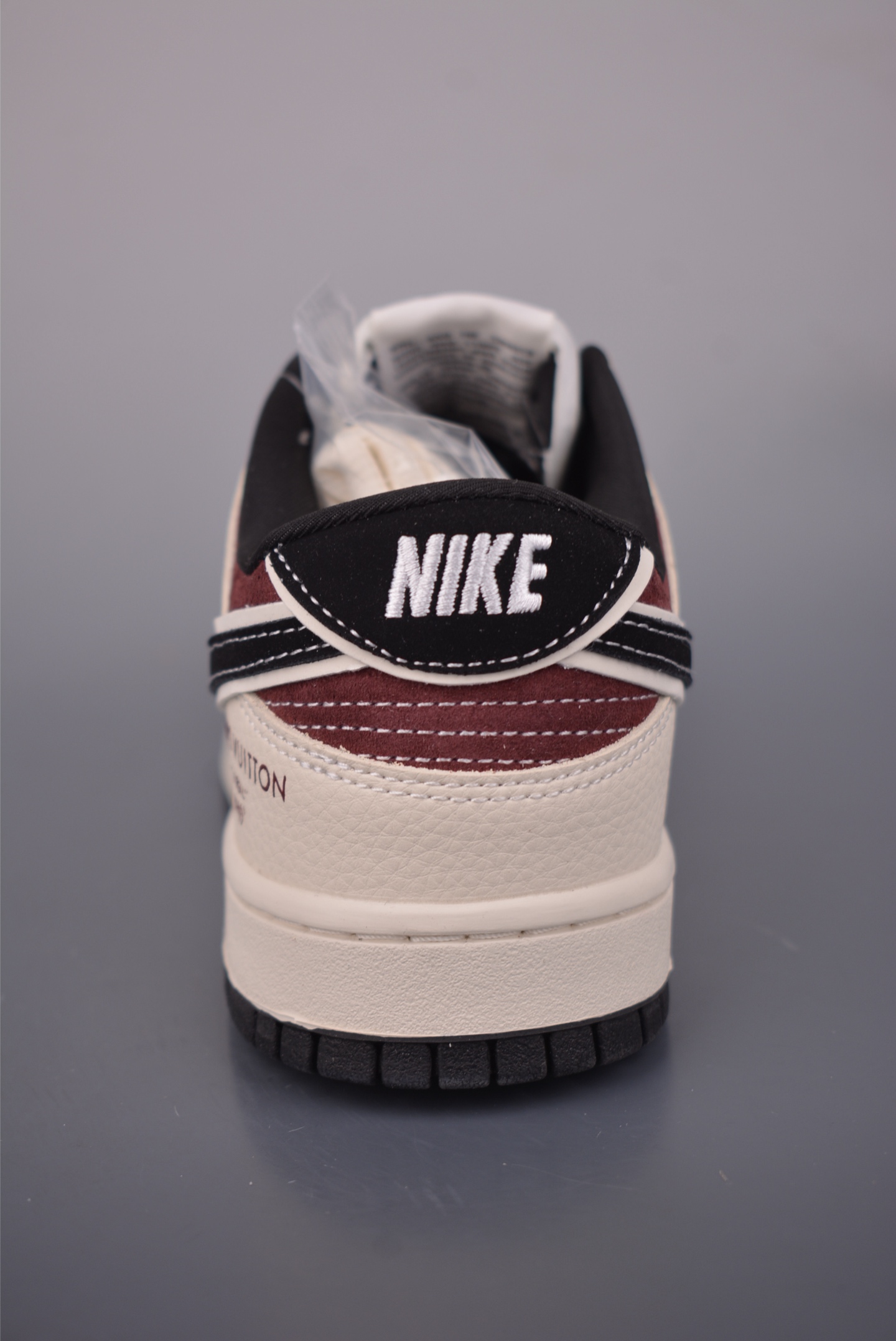 280 Nike SB Dunk Low LV联名 MN1688-105