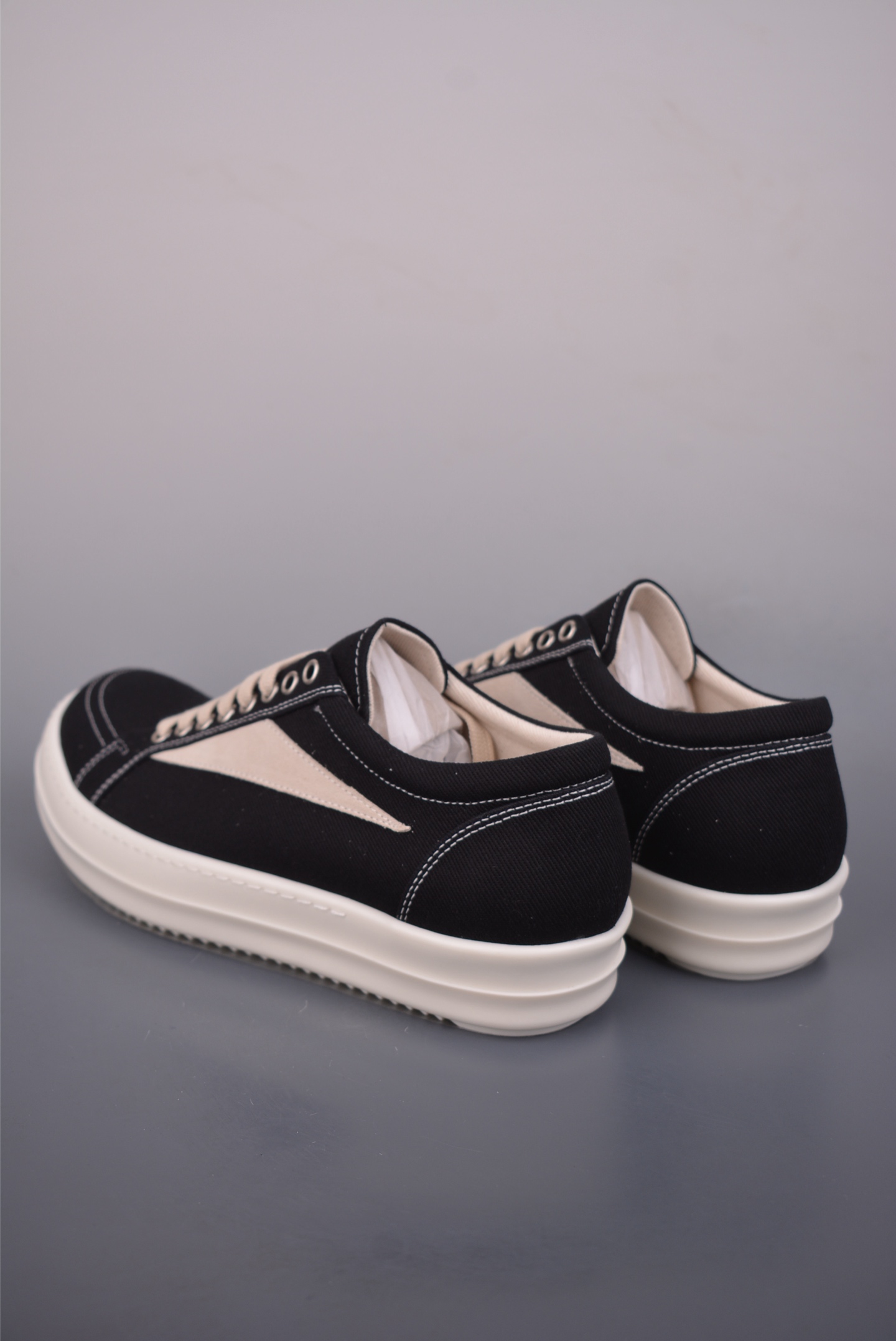 500 莞顶渠道瑞克 欧文斯Rick owens 主线 经典西瓜头 RO低帮厚底黑白布面 DO02E7803