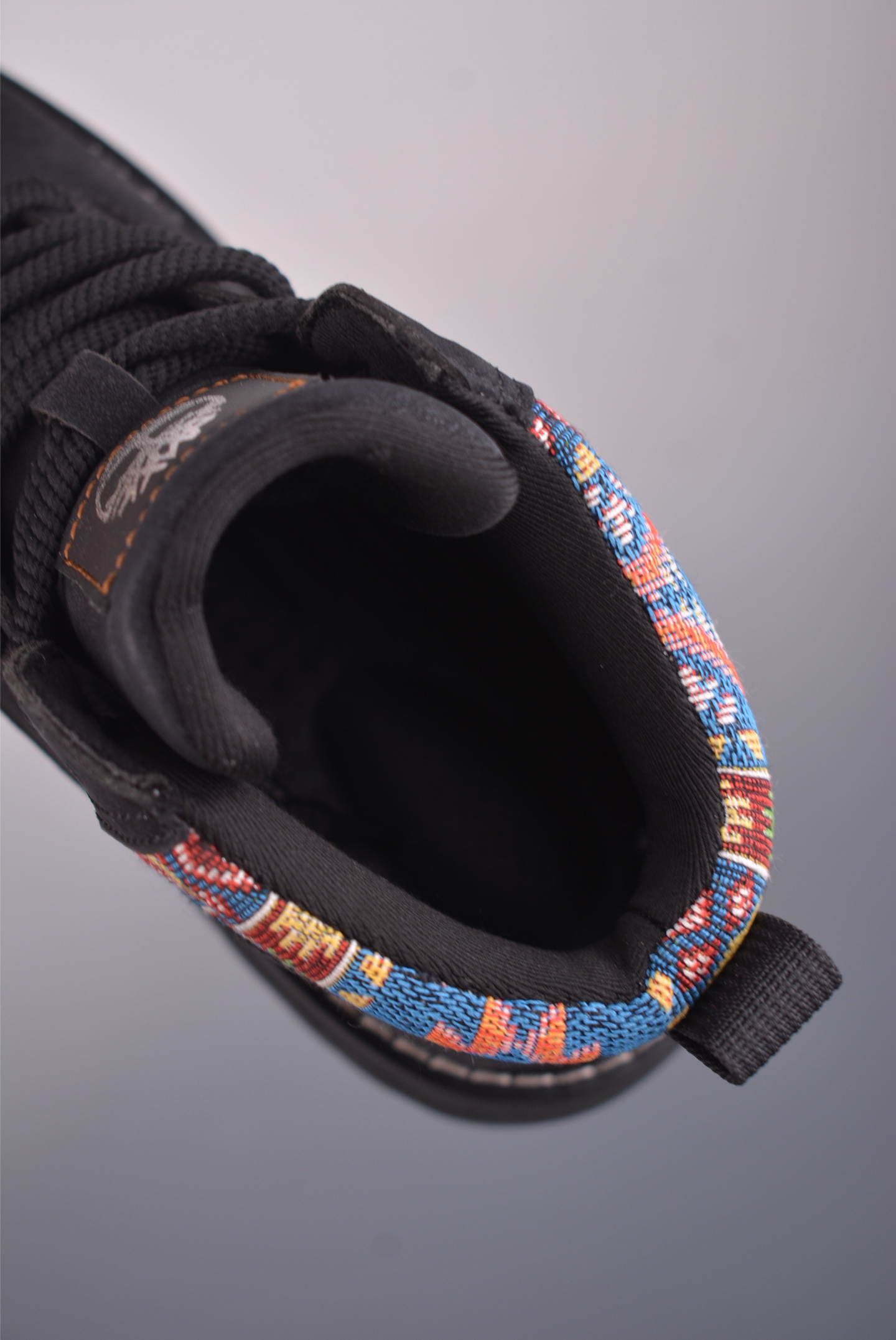 Timberland添柏岚/天伯伦 经典款 25ss新款中帮 251211