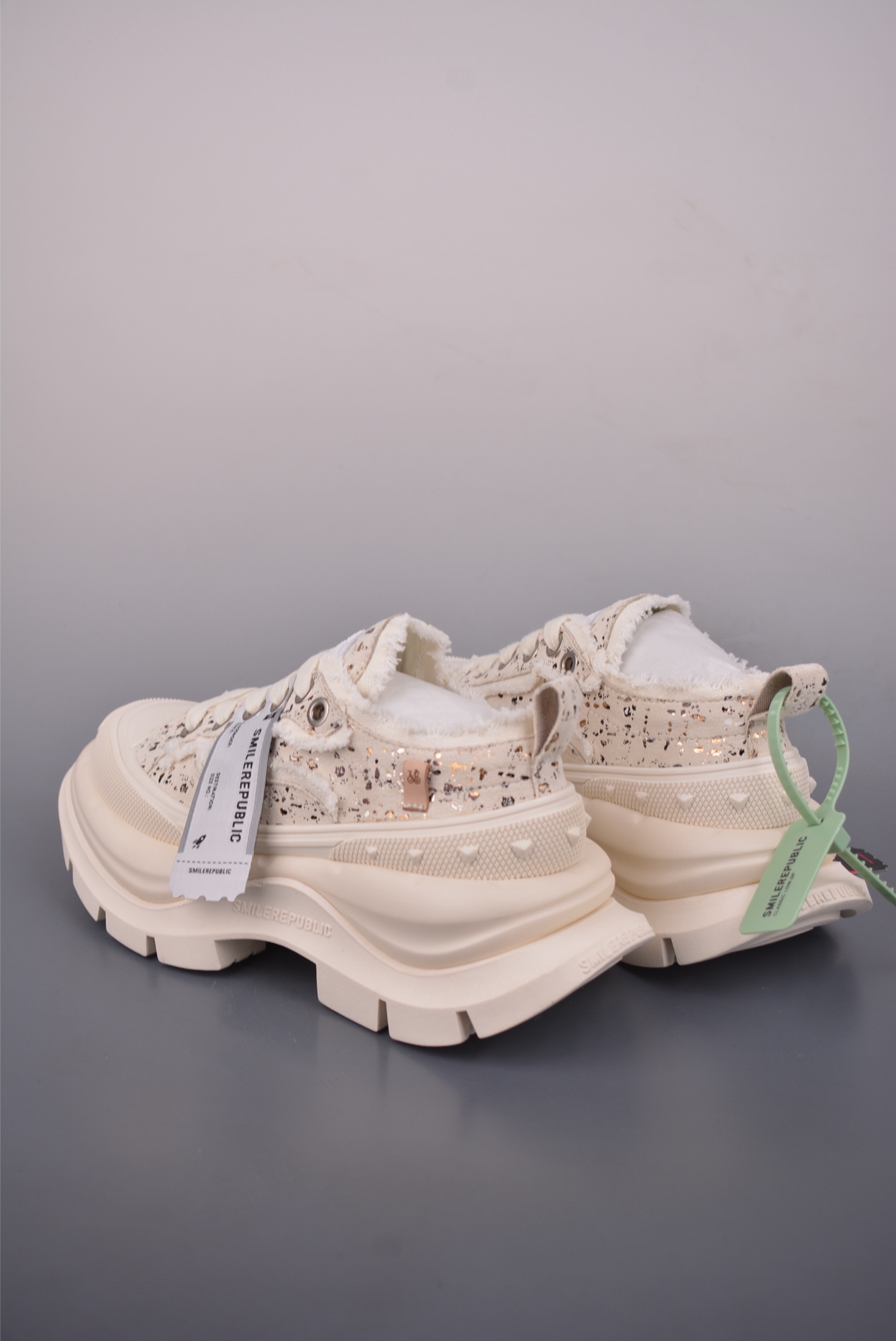 380 25s早春最新款SMILEREPUBLIC 三周年 檀健次老爹鞋2.0系列 Sr20230106001