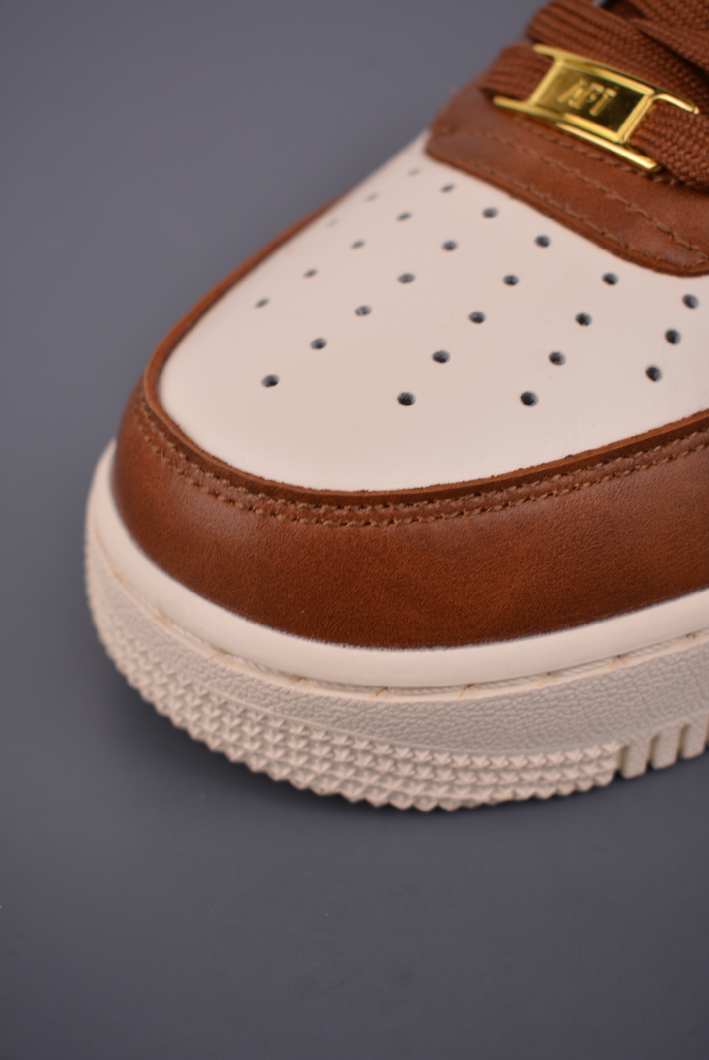 260 Nike Air Force 1 Low LV联名 1H1817-800