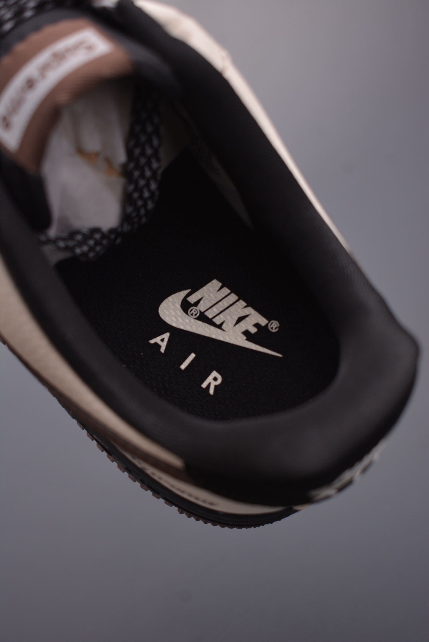 260 Nike Air Force 1 Low Supreme联名 KD1688-004