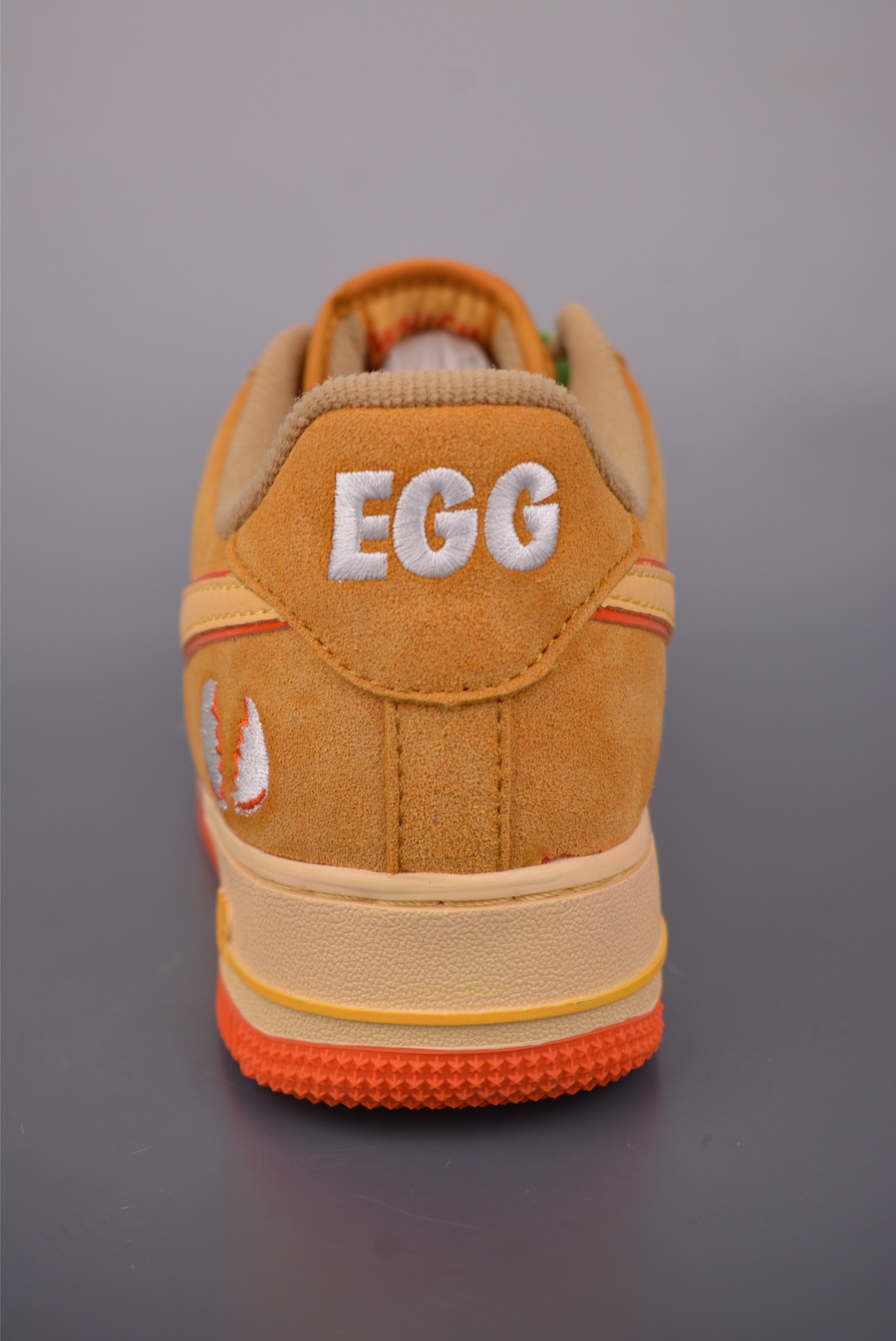 240 Nike Air Force 1 Low 俄勒冈小黄鸭 IU7612-700