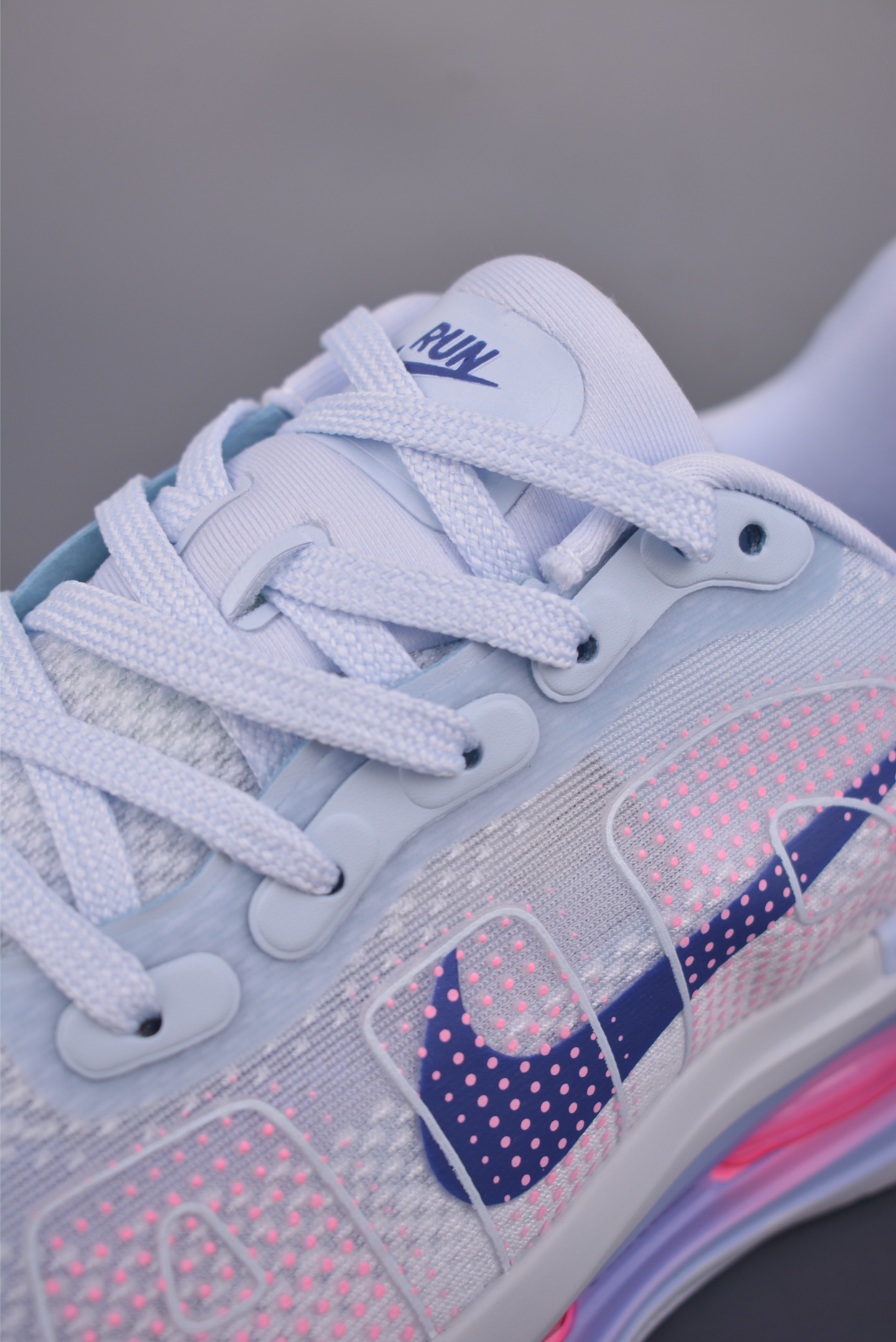 200 Nike Vomero premium Air气垫40周年 舒适百搭防滑耐磨 支撑缓震低帮 休闲跑步鞋 HM5973-400