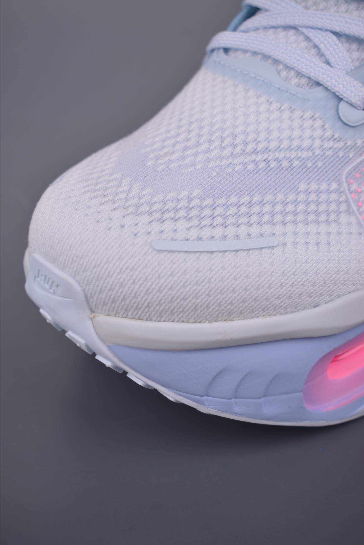 200 Nike Vomero premium Air气垫40周年 舒适百搭防滑耐磨 支撑缓震低帮 休闲跑步鞋 HM5973-400