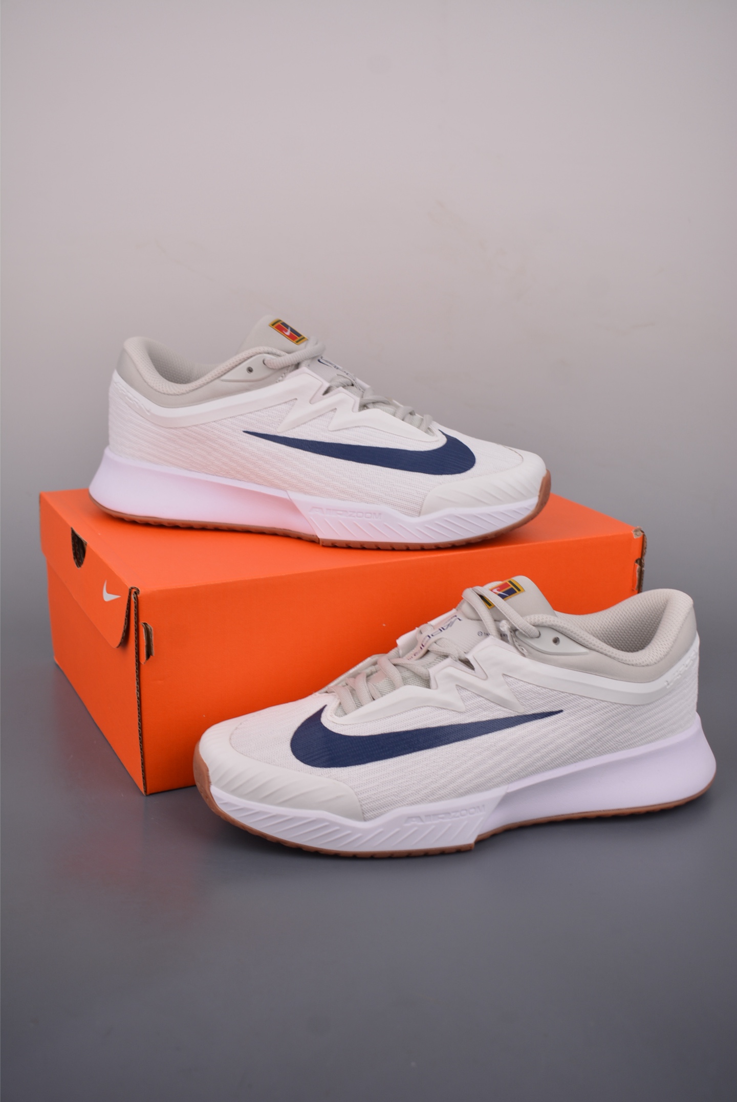 180 Nike Vapor Pro 3 减震防滑透气 低帮网球鞋 中底泡棉记忆回弹 FZ2161-100