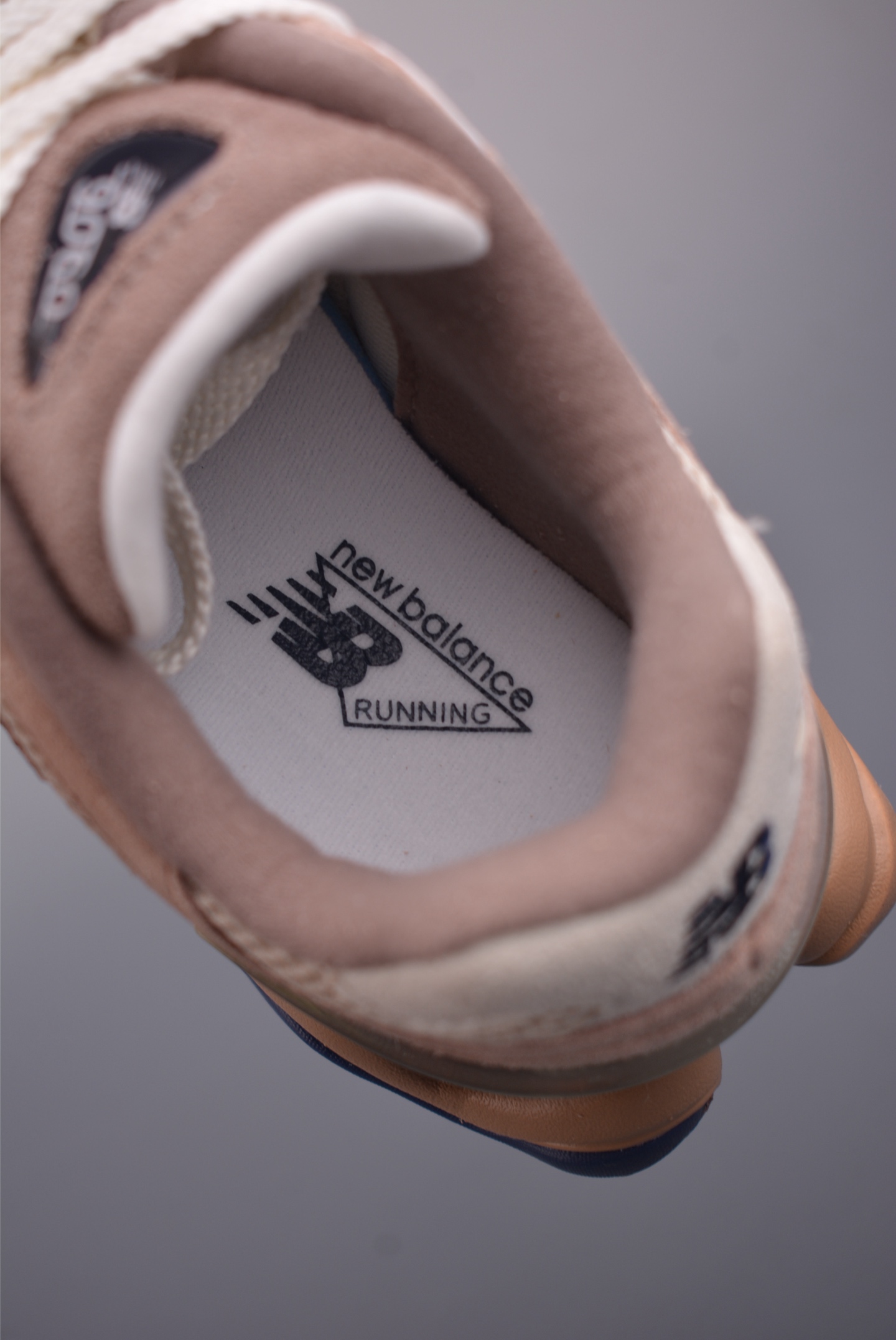 Joe Freshgoods x New Balance 渠道纯原 NB9060 联名款 复古休闲运动慢跑鞋 U9060ETN Joe Freshgoods x New Balance 渠道纯原 NB9060 联名款 复古休闲运动慢跑鞋 U9060ETN