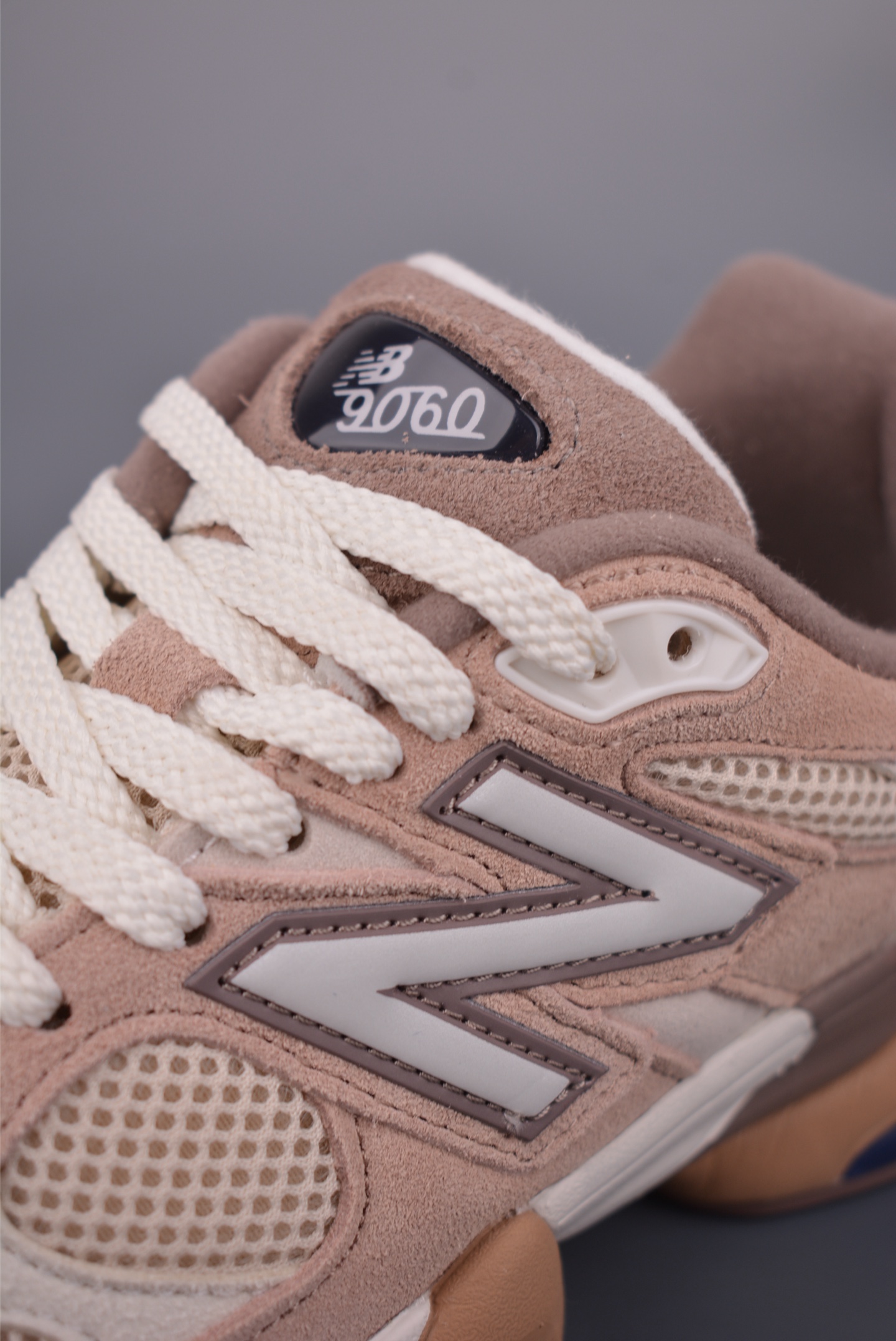 Joe Freshgoods x New Balance 渠道纯原 NB9060 联名款 复古休闲运动慢跑鞋 U9060ETN Joe Freshgoods x New Balance 渠道纯原 NB9060 联名款 复古休闲运动慢跑鞋 U9060ETN