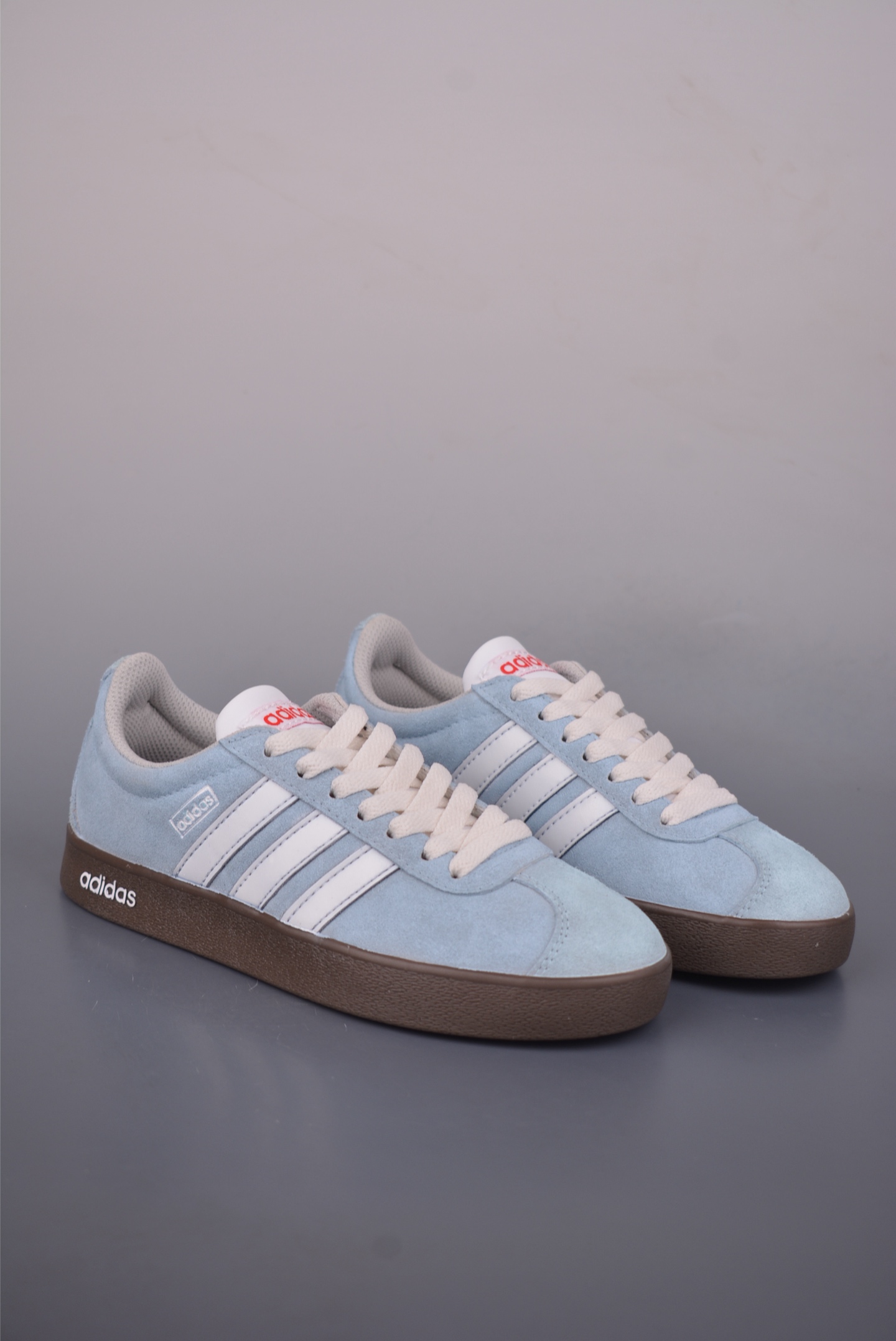 adidVI Court CLASSIC 三叶草休闲复古运动板鞋 HQ1802 adidVI Court CLASSIC 三叶草休闲复古运动板鞋 HQ1802