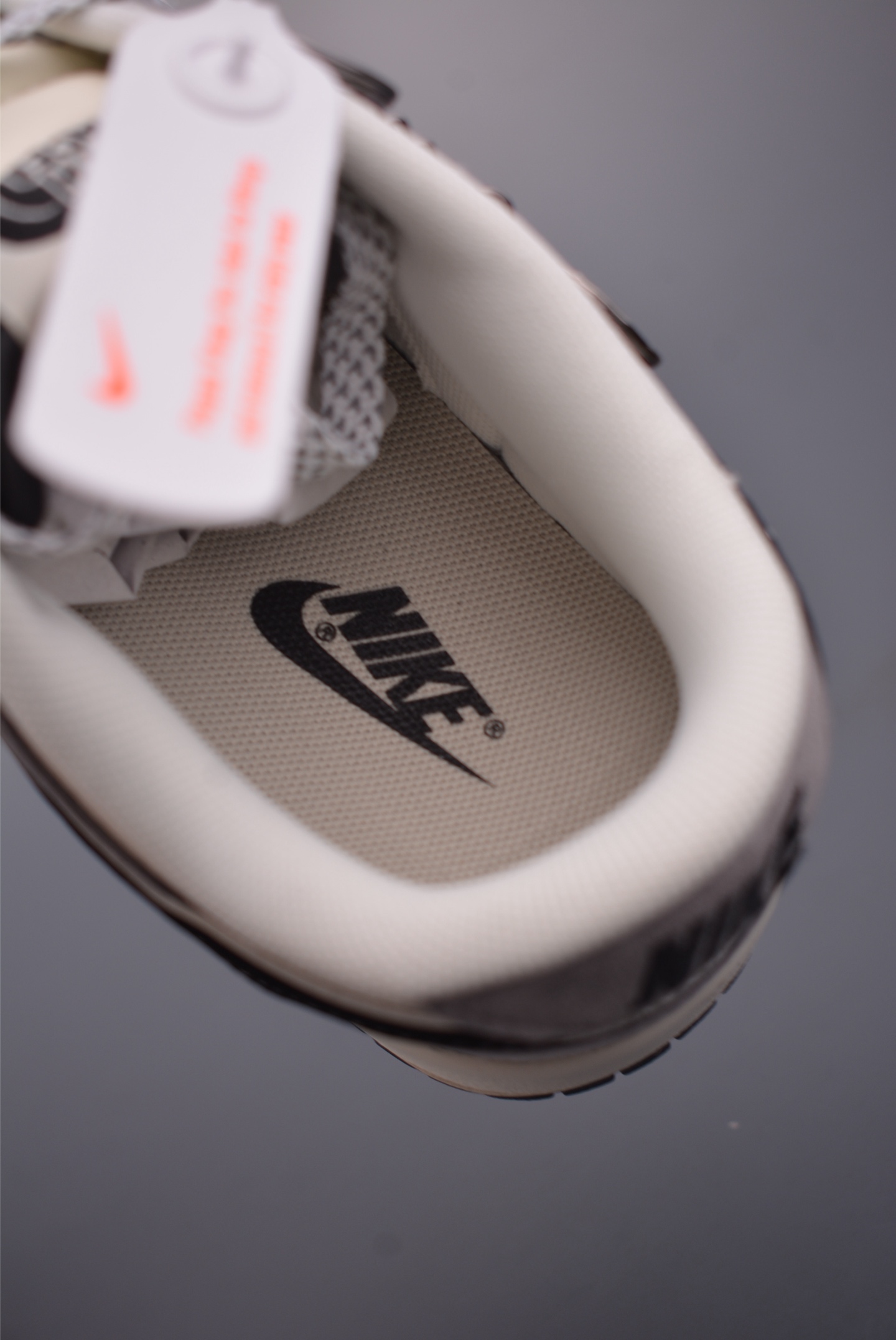 280 Nike SB Dunk Low 北面限定 DN3168-010