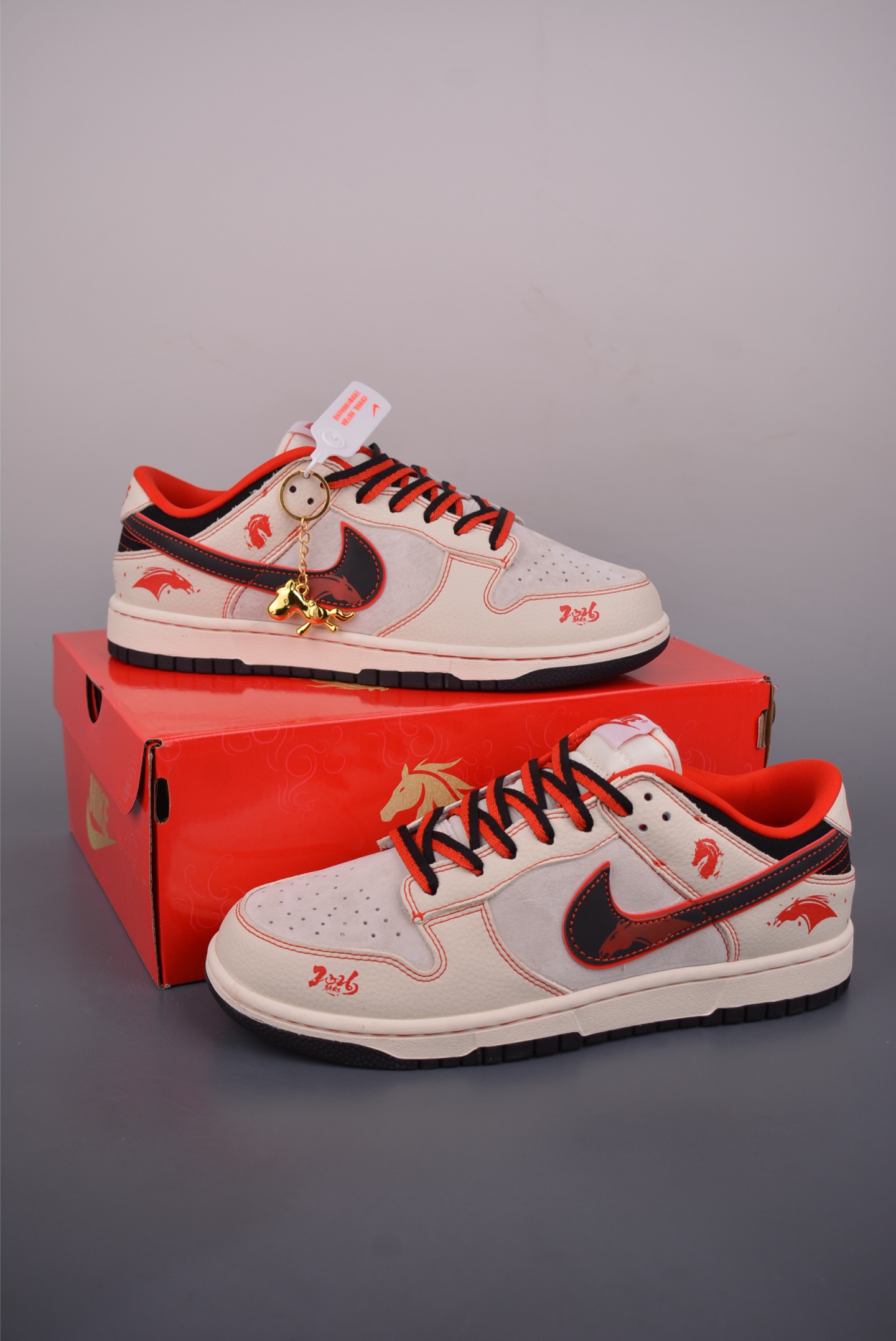 280 Nike SB Dunk Low 马年限定 DG1988-013