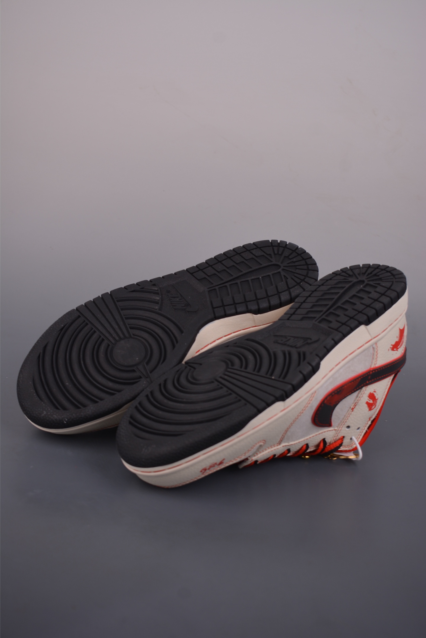 280 Nike SB Dunk Low 马年限定 DG1988-013