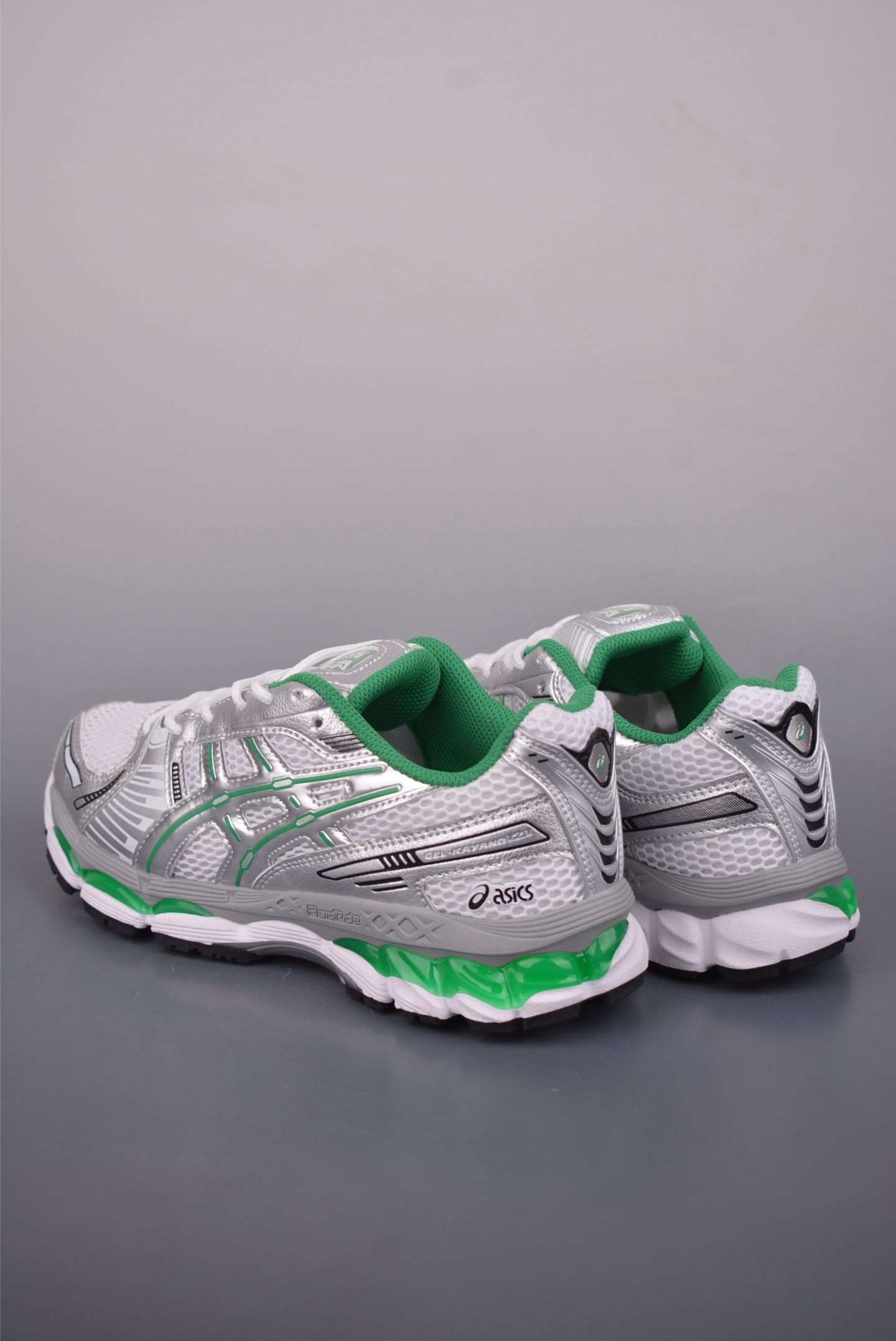 AsicsGel-Kayano 12.1 亚瑟士运动休闲透气专业跑鞋 1203A827-100