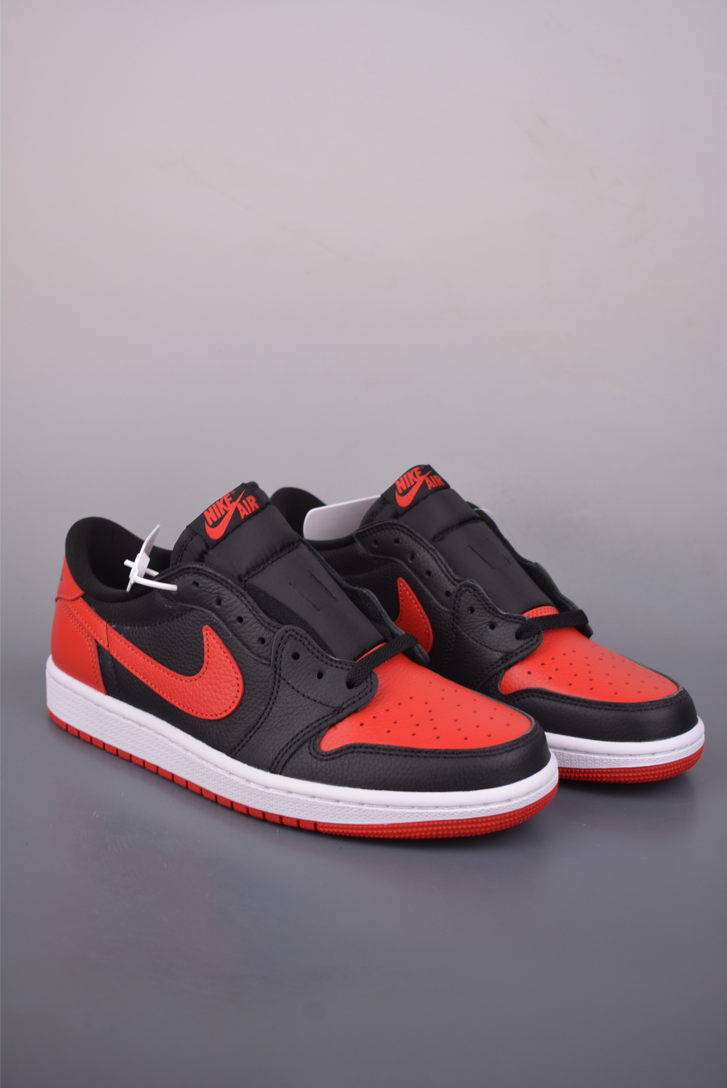 原装裸鞋级 市面最高工艺产物 Air Jordan 1 Low黑红 HQ6998-001 原装裸鞋级 市面最高工艺产物 Air Jordan 1 Low黑红 HQ6998-001