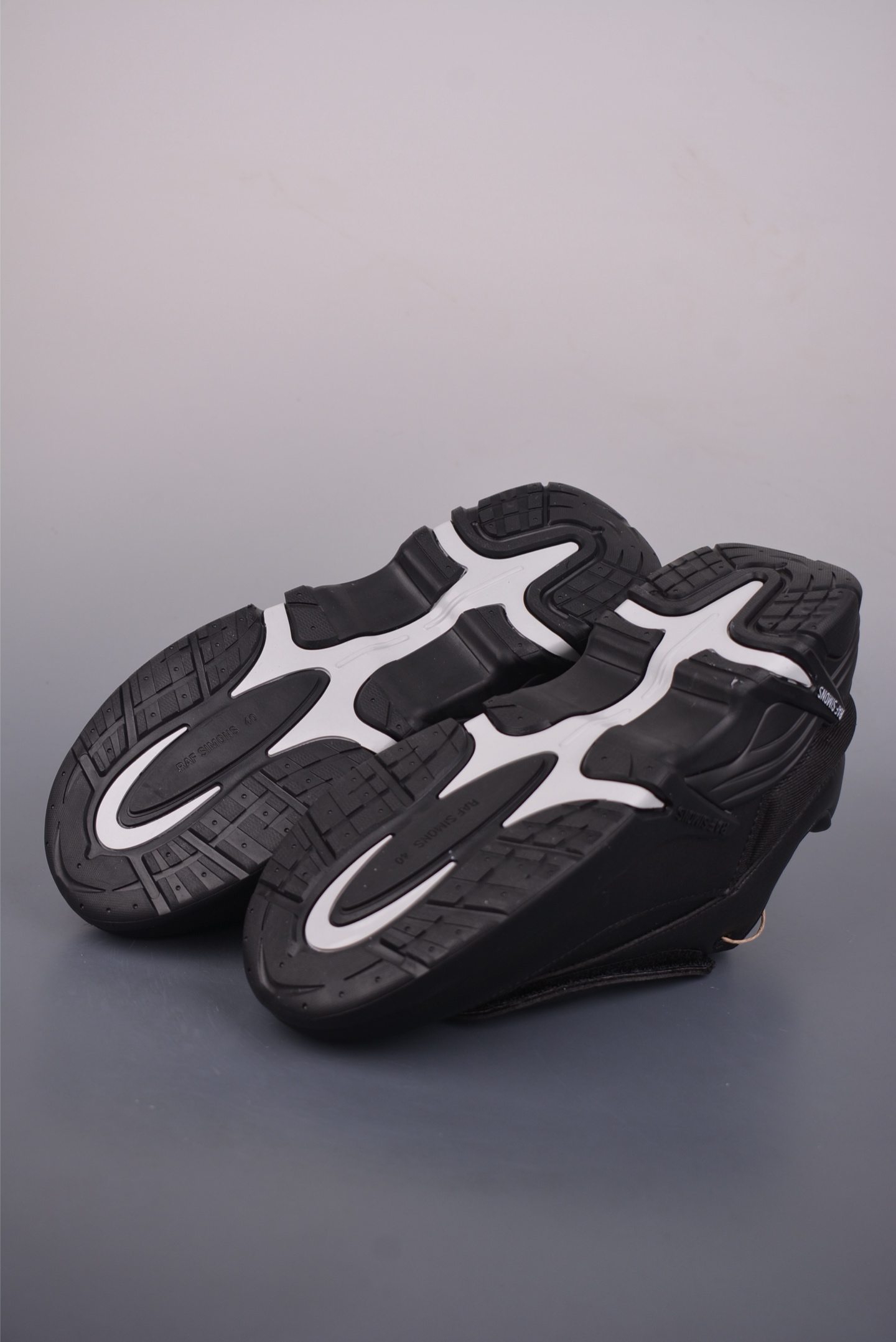 外贸爆款 RAF SIMONS Antei 先锋潮流 复古低帮休闲鞋 HR740001L