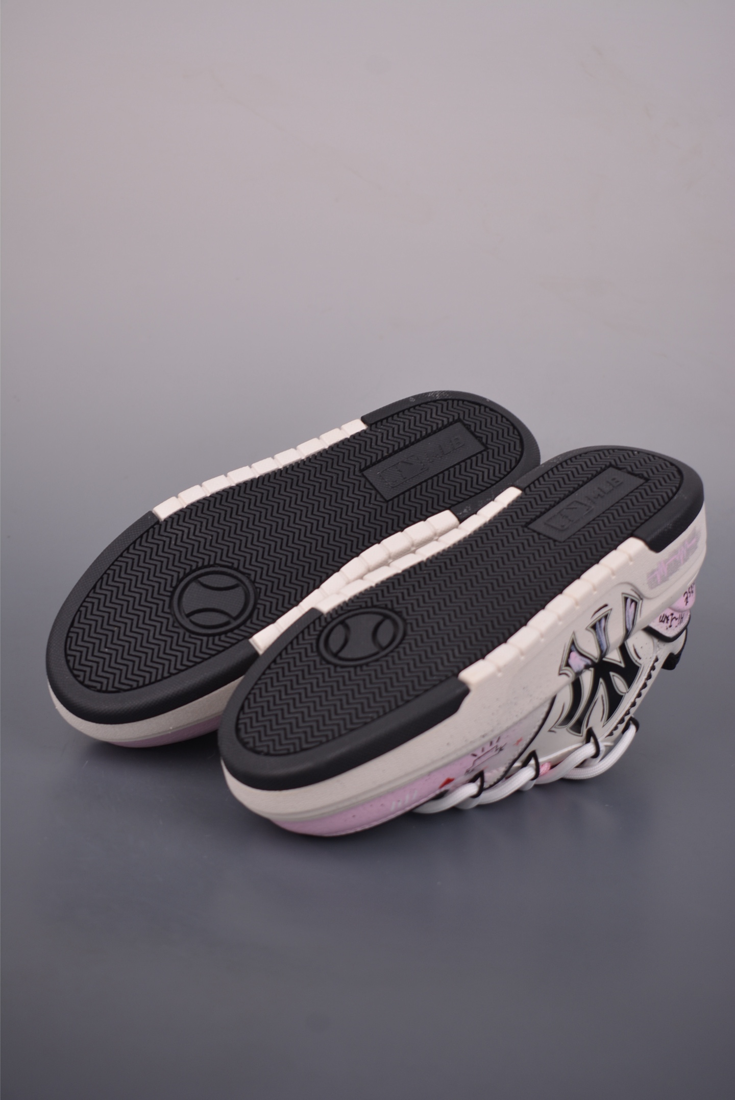 MLB CHUNKY 印花网红老爹鞋 涂鸦恶作剧 内增高6cm 3ASXCA12N