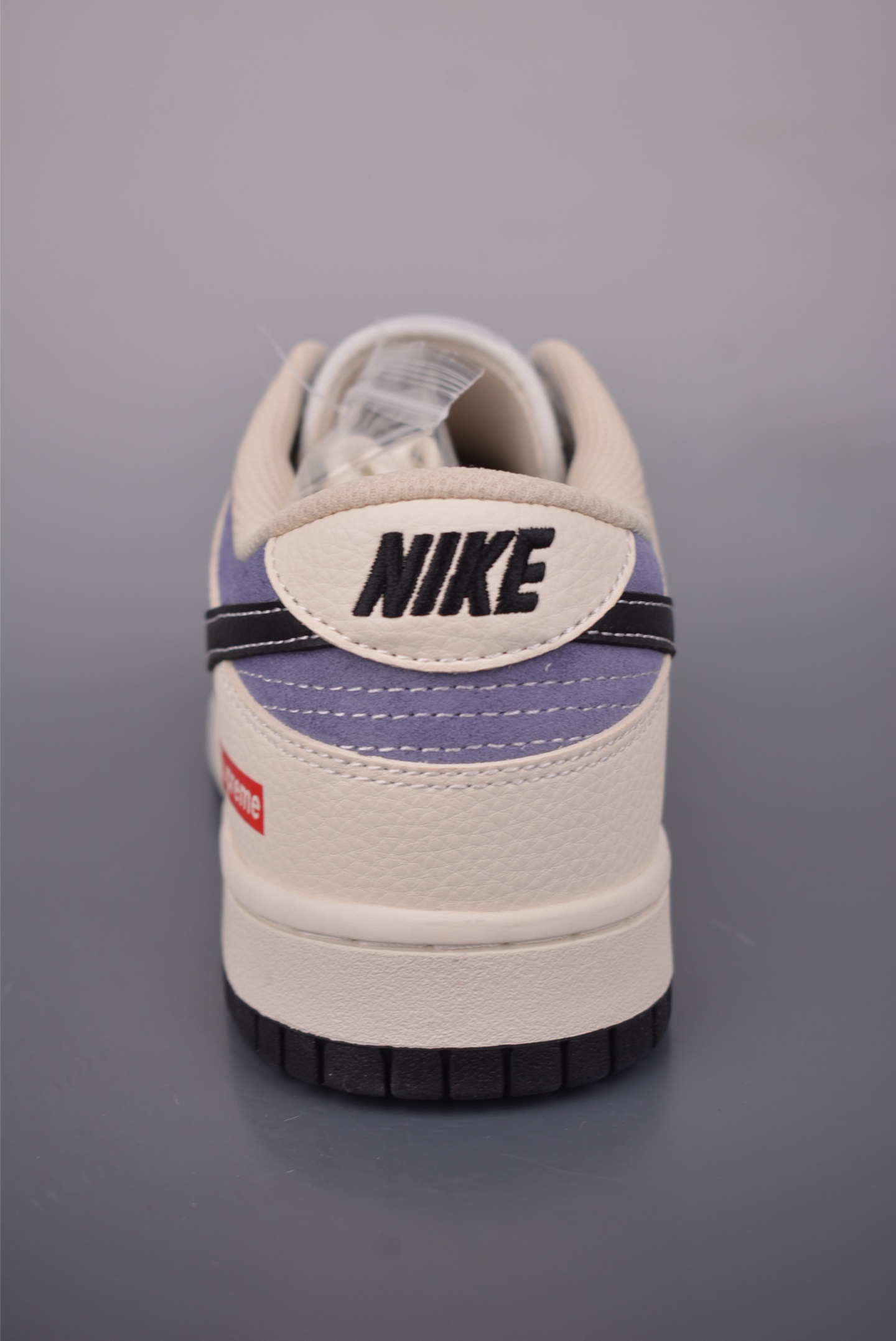 Nike SB Dunk Low 马年限定 DN3168-015 Nike SB Dunk Low 马年限定 DN3168-015