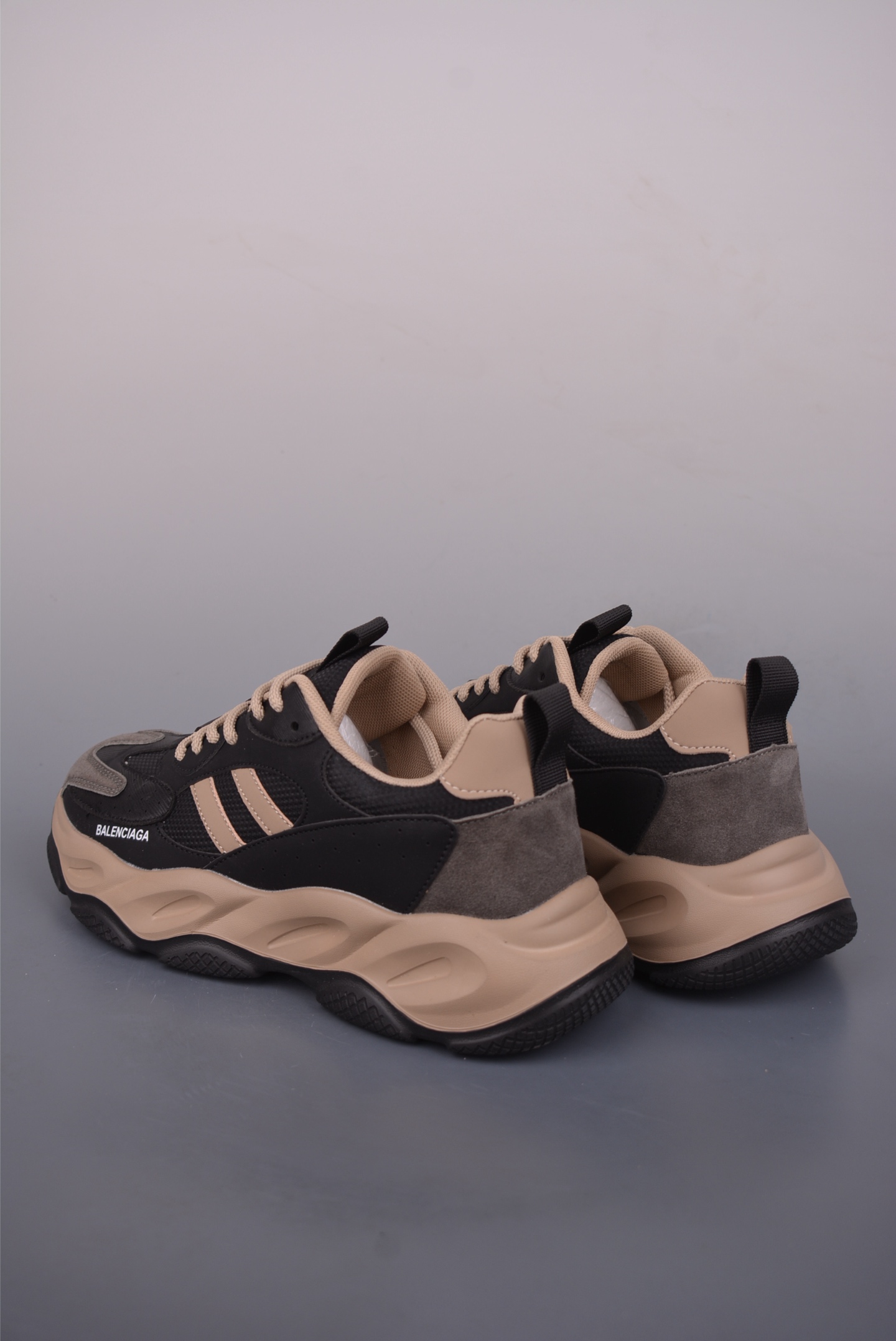 23ss巴黎世家BALENCIAGA Sneaker”Rose Pink/Black”运动休闲鞋系列 808439