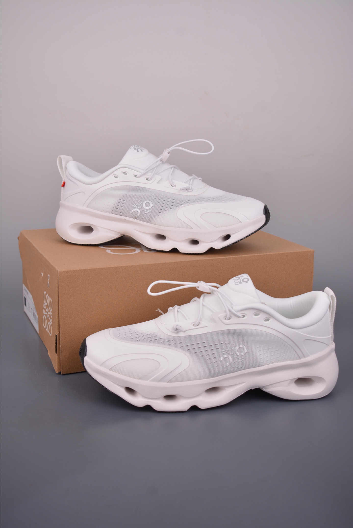 On昂跑 Cloudvista 2 Waterproof 户外街头机能风跑步鞋 3ME3013