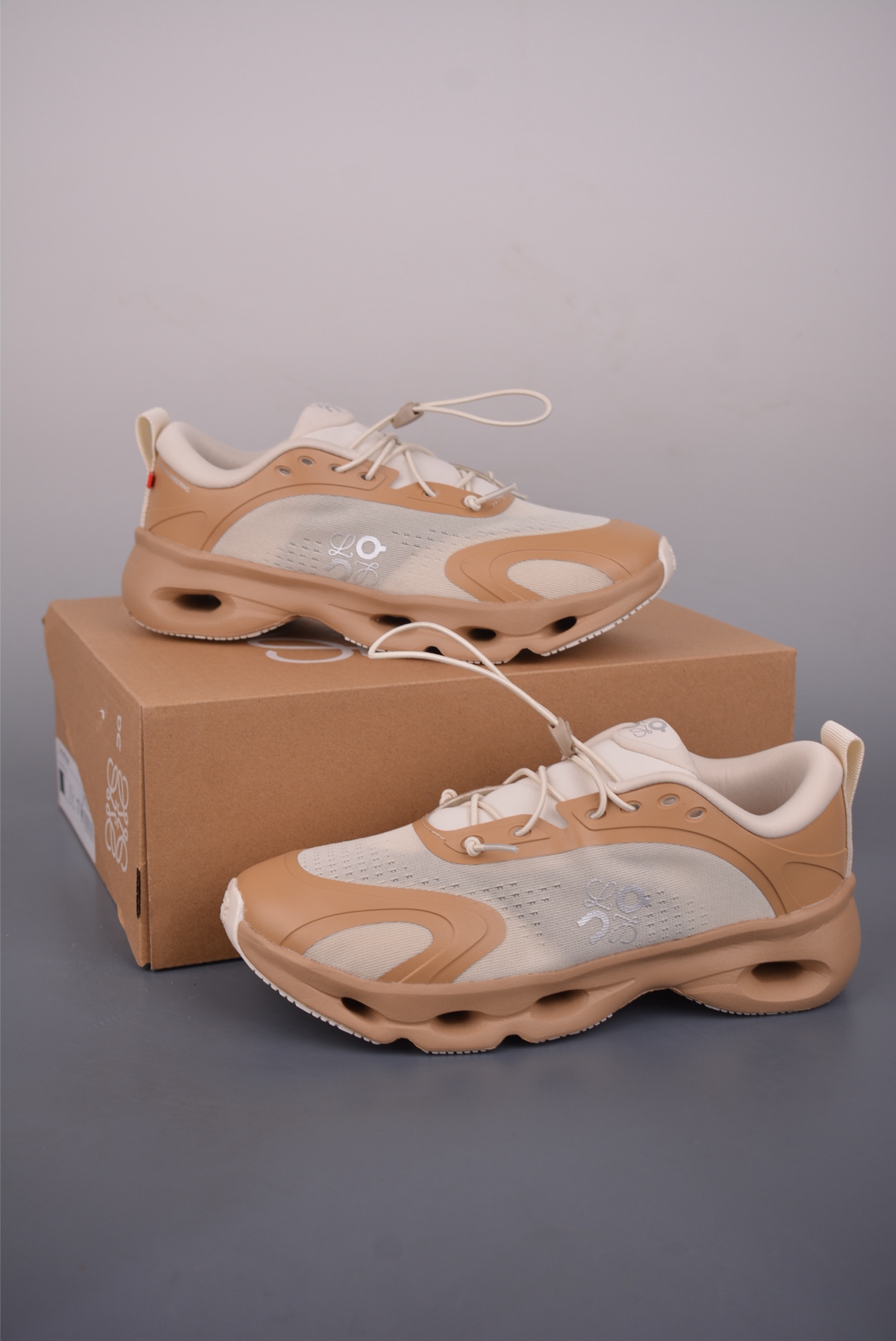 On昂跑 Cloudvista 2 Waterproof 户外街头机能风跑步鞋 3ME3013
