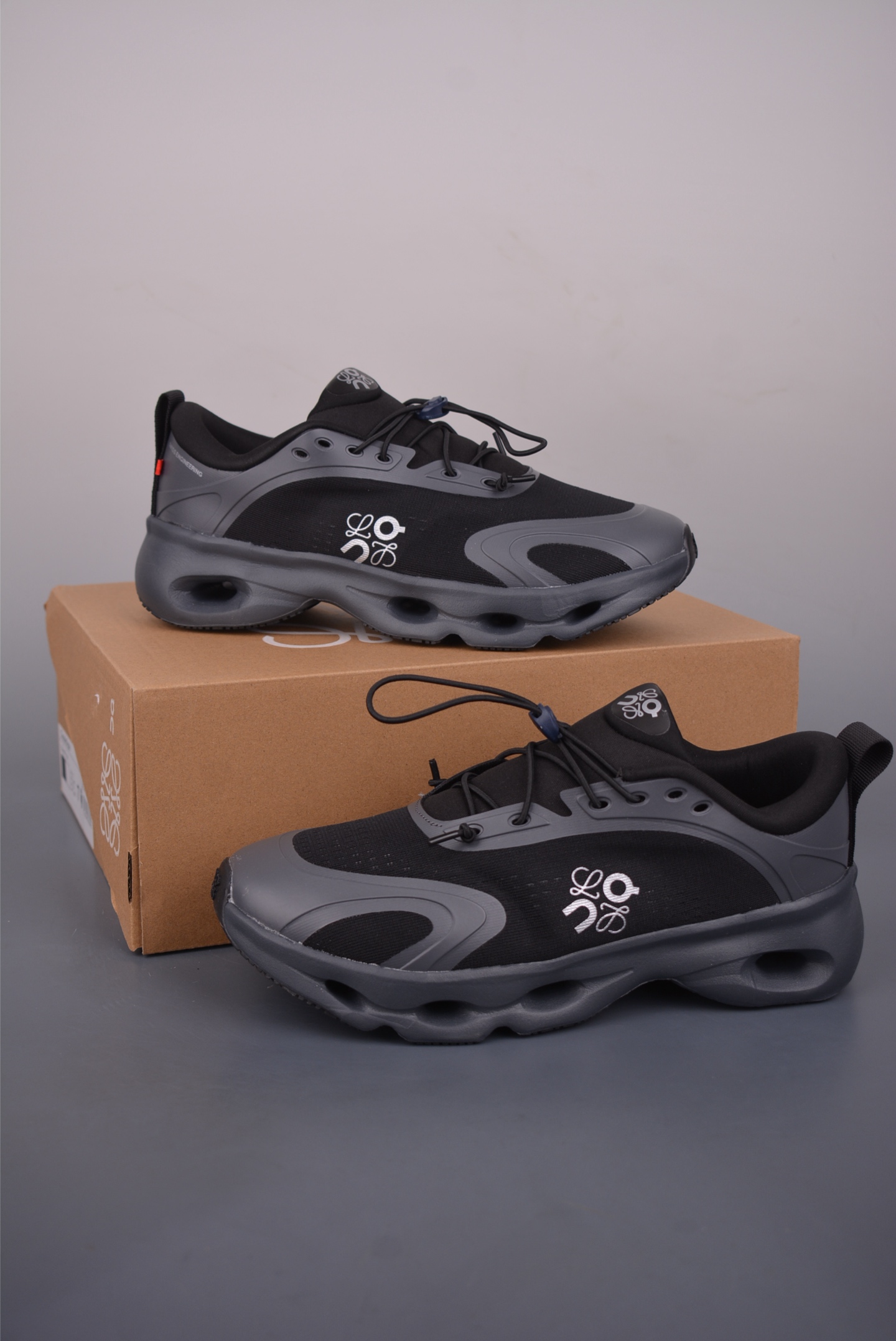 On昂跑 Cloudvista 2 Waterproof 户外街头机能风跑步鞋 3ME3013