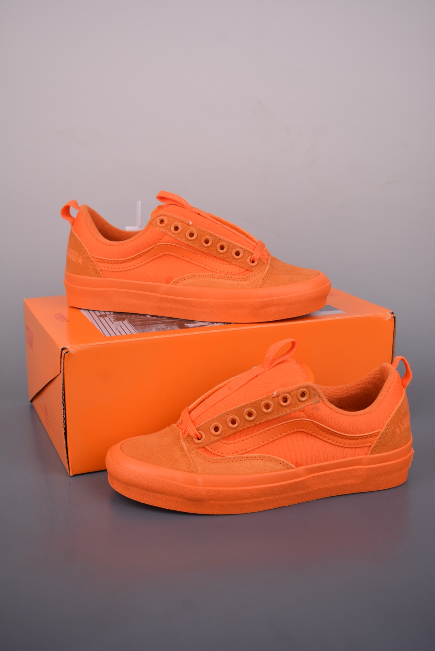 Atiba Jefferson x Vans Old Skool 36 经典舒适滑板鞋 VN000D5R12Q