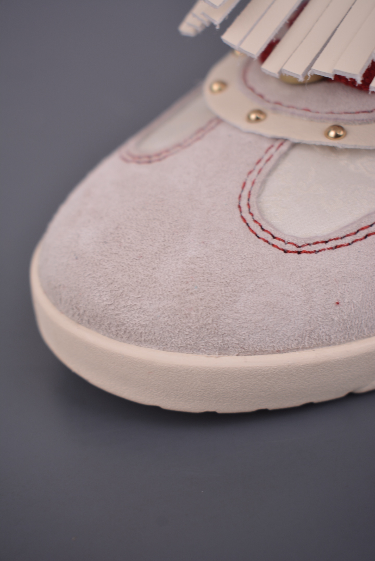 160 Converse All Star CNY 马年限定 匡威2026马年CNY新年限定德训鞋 米白麂皮 A19073C-Chinese UA Cheap High Quatity Brand Clothes Bags handbags Sneakers wholesale wholesaler seller from China Factory suppliers Fashion Clothing Shoes best Quality Beautiful Price 160 Converse All Star CNY 马年限定 匡威2026马年CNY新年限定德训鞋 米白麂皮 A19073C