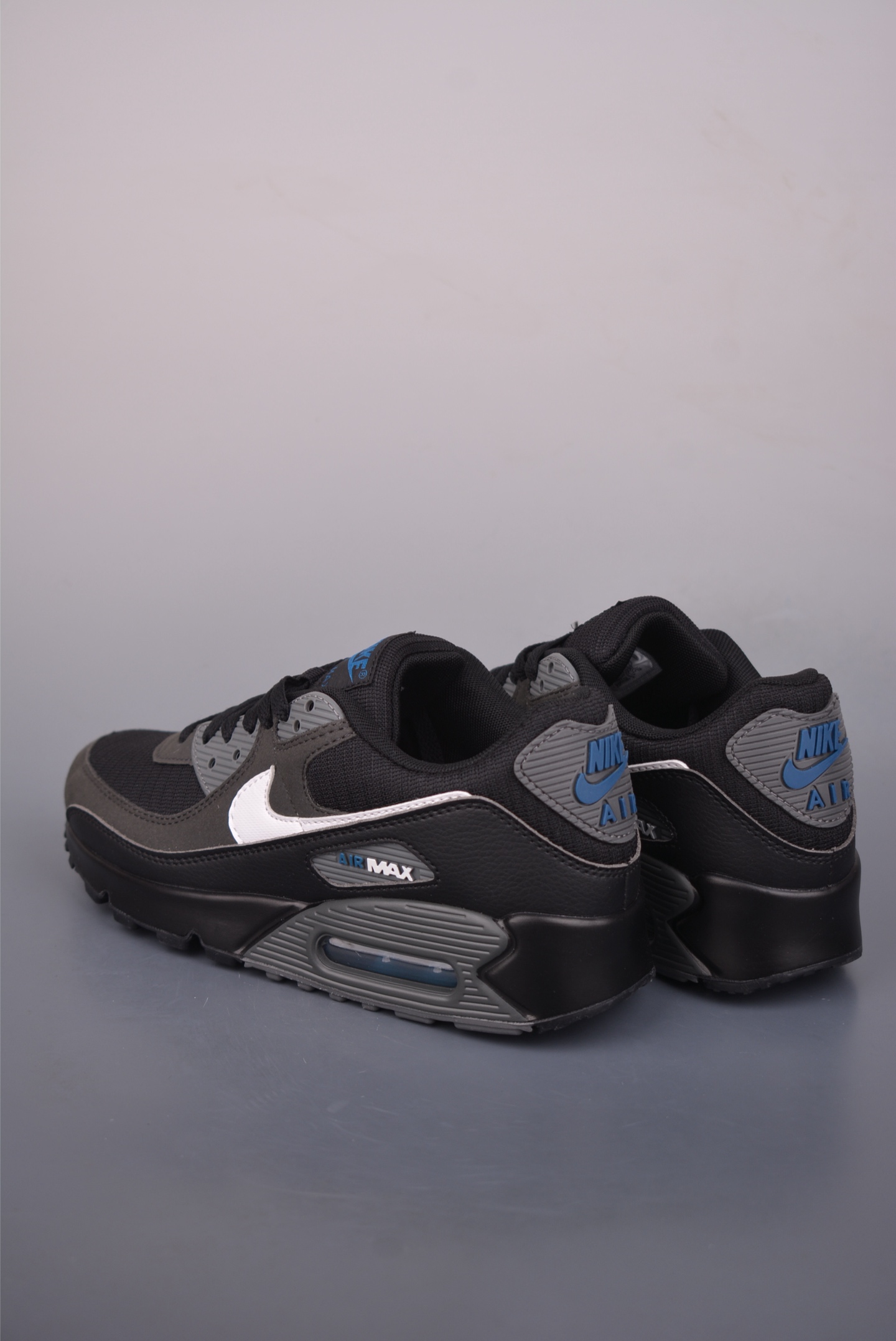 NIKE Air Max90 FUTURA 渠道原盒原标 经典拼接网面 DR0145-002 NIKE Air Max90 FUTURA 渠道原盒原标 经典拼接网面 DR0145-002