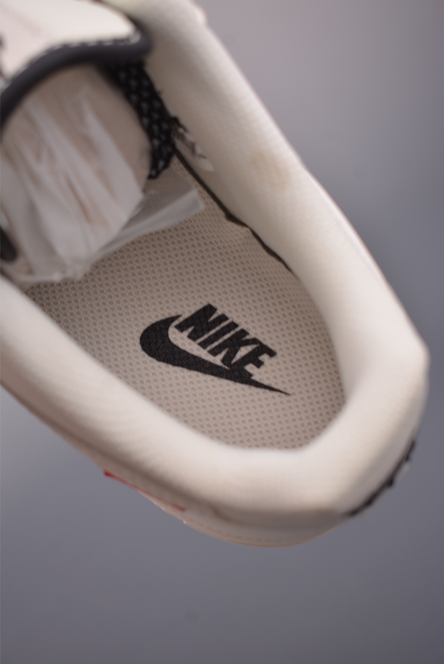 Nike Air Force 1 Low Supreme联名 XX3168-222 Nike Air Force 1 Low Supreme联名 XX3168-222