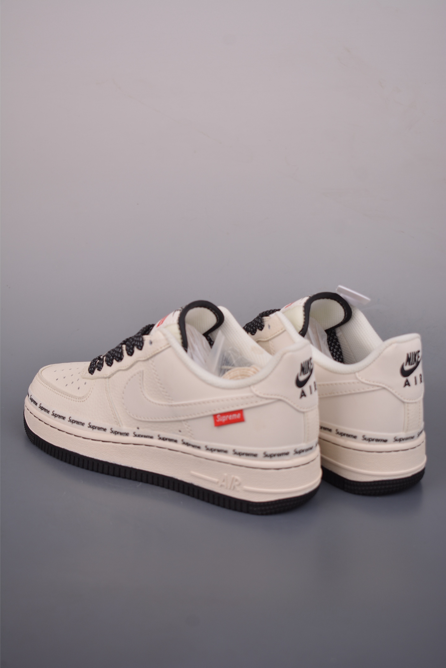 Nike Air Force 1 Low Supreme联名 XX3168-222 Nike Air Force 1 Low Supreme联名 XX3168-222