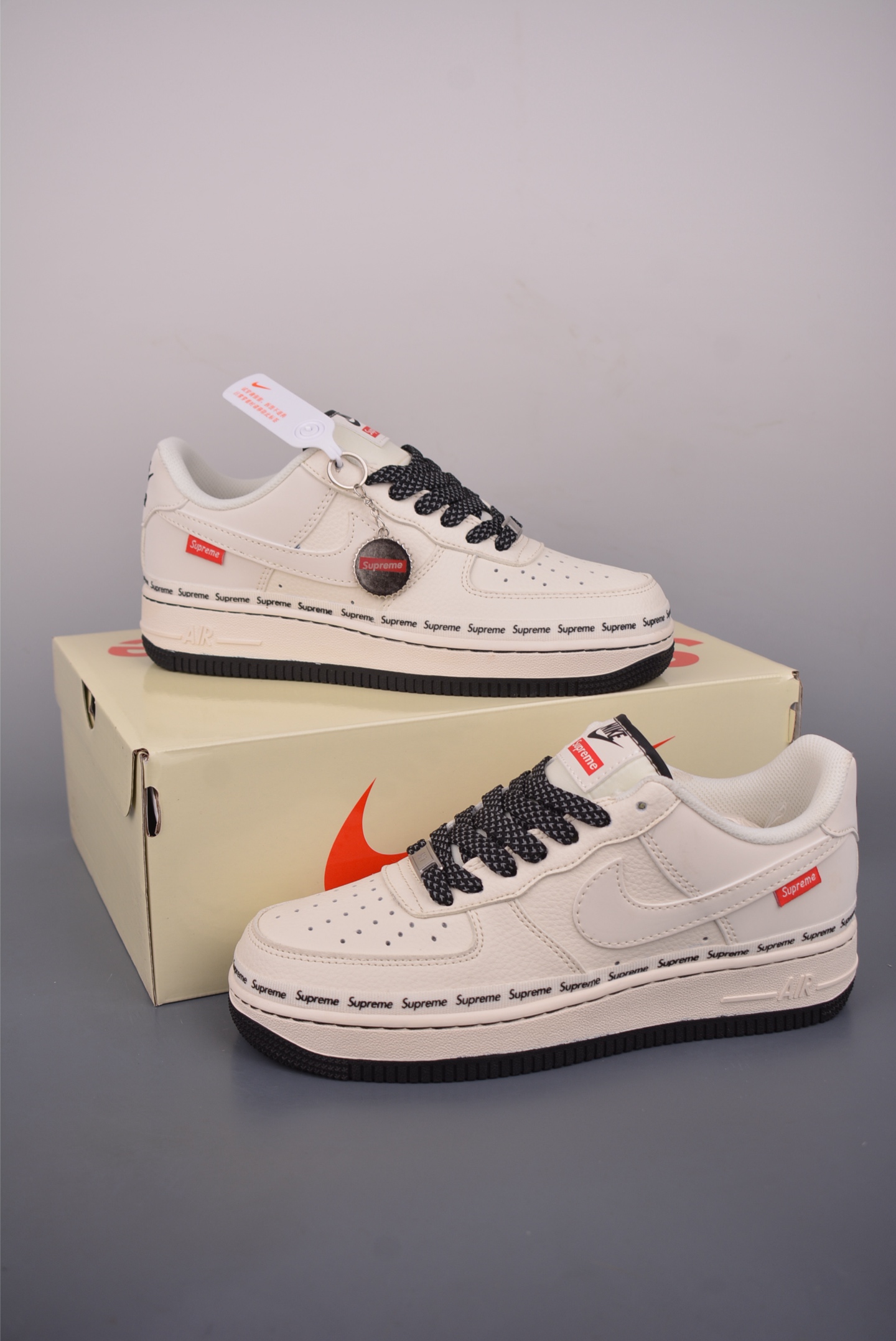 Nike Air Force 1 Low Supreme联名 XX3168-222 Nike Air Force 1 Low Supreme联名 XX3168-222