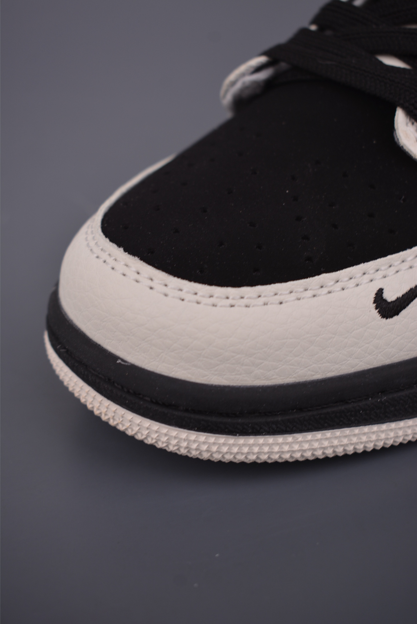 Fragment x Travis Scott x Just Air Jordan 1 Low 三方联名倒钩 JW1188-173 Fragment x Travis Scott x Just Air Jordan 1 Low 三方联名倒钩 JW1188-173