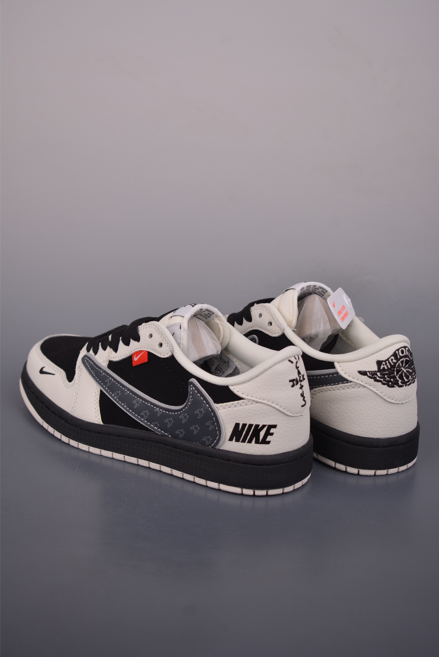 Fragment x Travis Scott x Just Air Jordan 1 Low 三方联名倒钩 JW1188-173 Fragment x Travis Scott x Just Air Jordan 1 Low 三方联名倒钩 JW1188-173