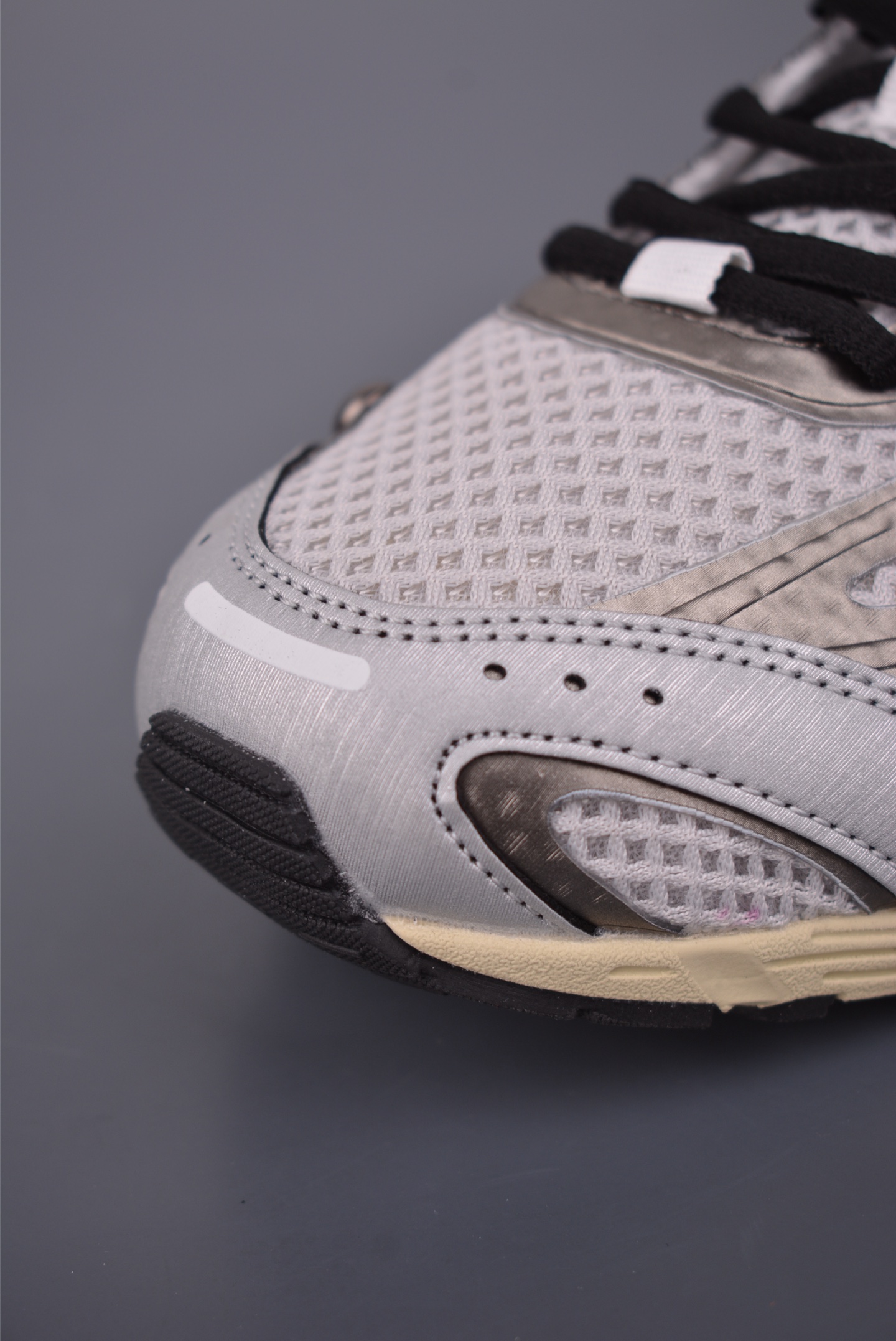 SONG FOR THE MUTE x adidas originals Adizero PR SFTM-006 舒适百搭透气跑步鞋 HP3522 SONG FOR THE MUTE x adidas originals Adizero PR SFTM-006 舒适百搭透气跑步鞋 HP3522